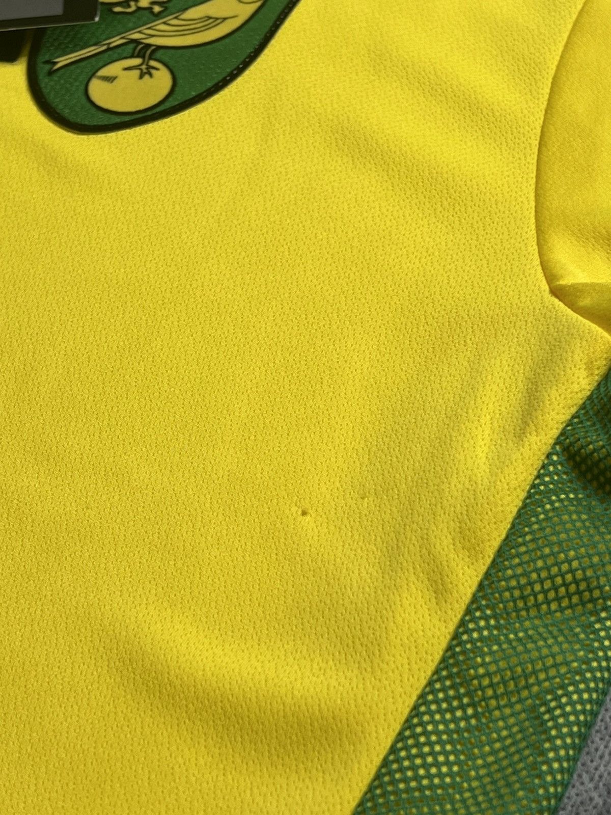 Errea Norwich City Football Shirt Errea XXL Home Kit Jersey 2016 Size US XXL / EU 58 / 5 - 18 Thumbnail