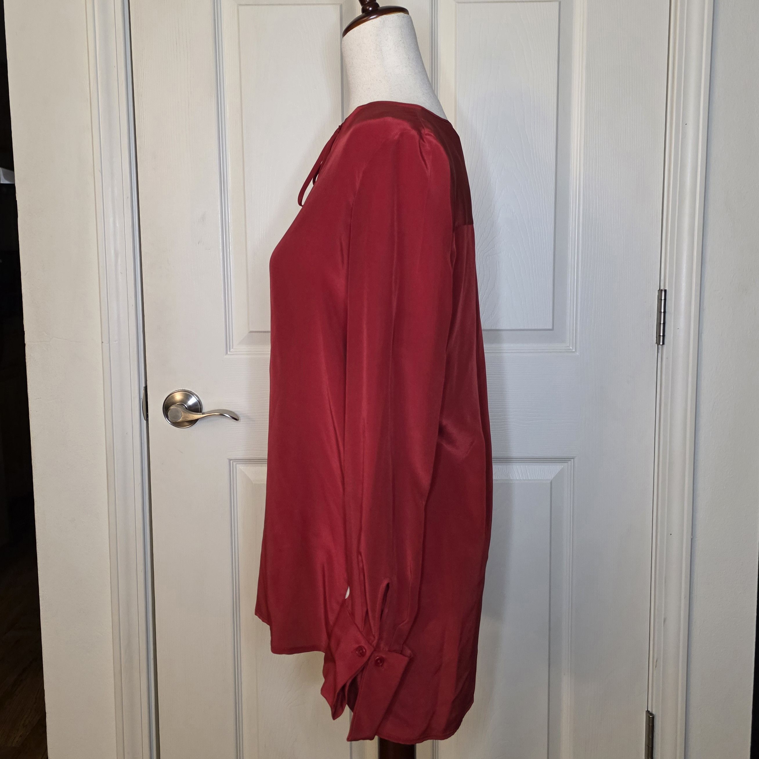 Diane von Furstenberg Diane Von Furstenberg Red Silk Blouse Size XS / US 0-2 / IT 36-38 - 5 Thumbnail