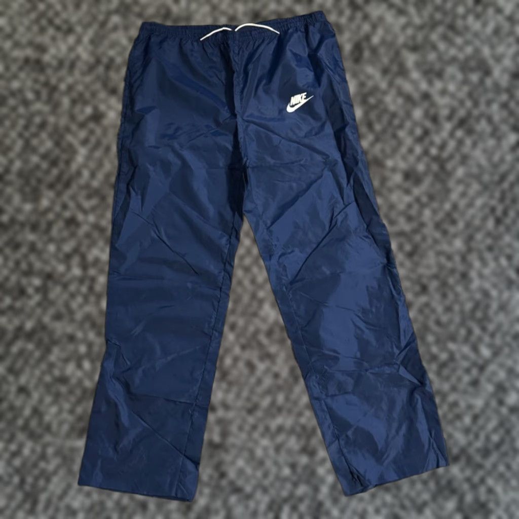 Nike VINTAGE Nike Blue Tag Nylon Jogger Track Pants Mens L 80s Sports Basketball Nylon Lightweight Elastic Waist 28.5in Inseam USA Jeans/Pants Size US 33 - 1 Thumbnail