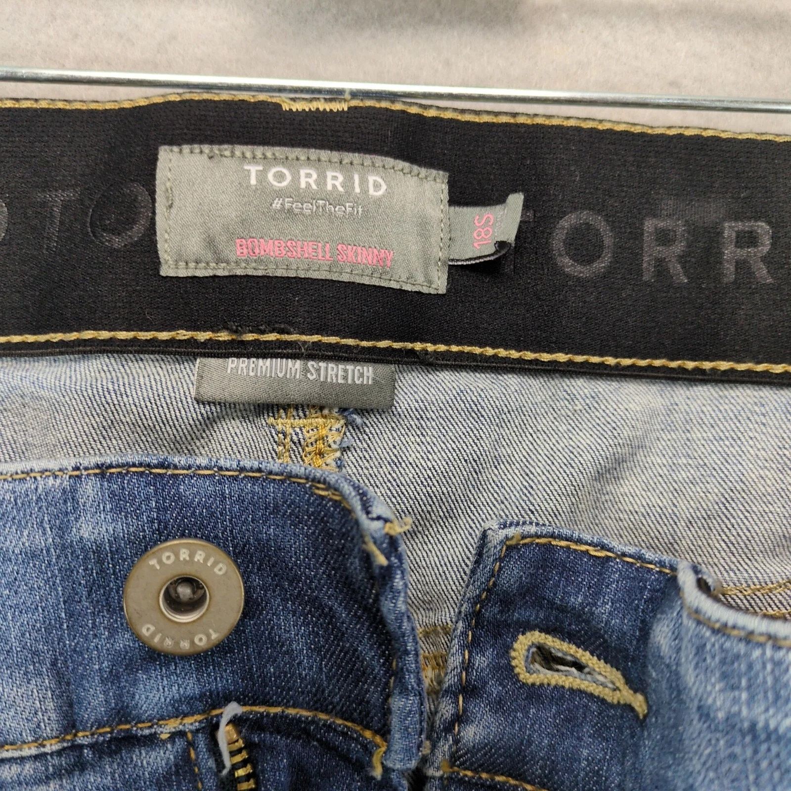 Other Torrid Bombshell Skinny Jeans Women's 18S Distressed 36x27" Size 40" / US 18 - 3 Thumbnail