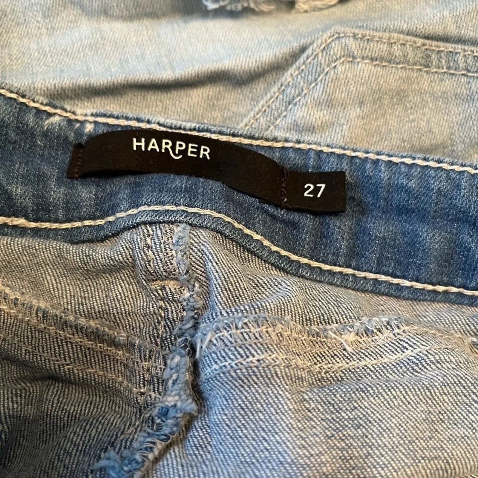 The Unbranded Brand Harper High Waisted denim shorts embroidered pocket, size 27 Size 27" / US 4 / IT 40 - 4 Thumbnail