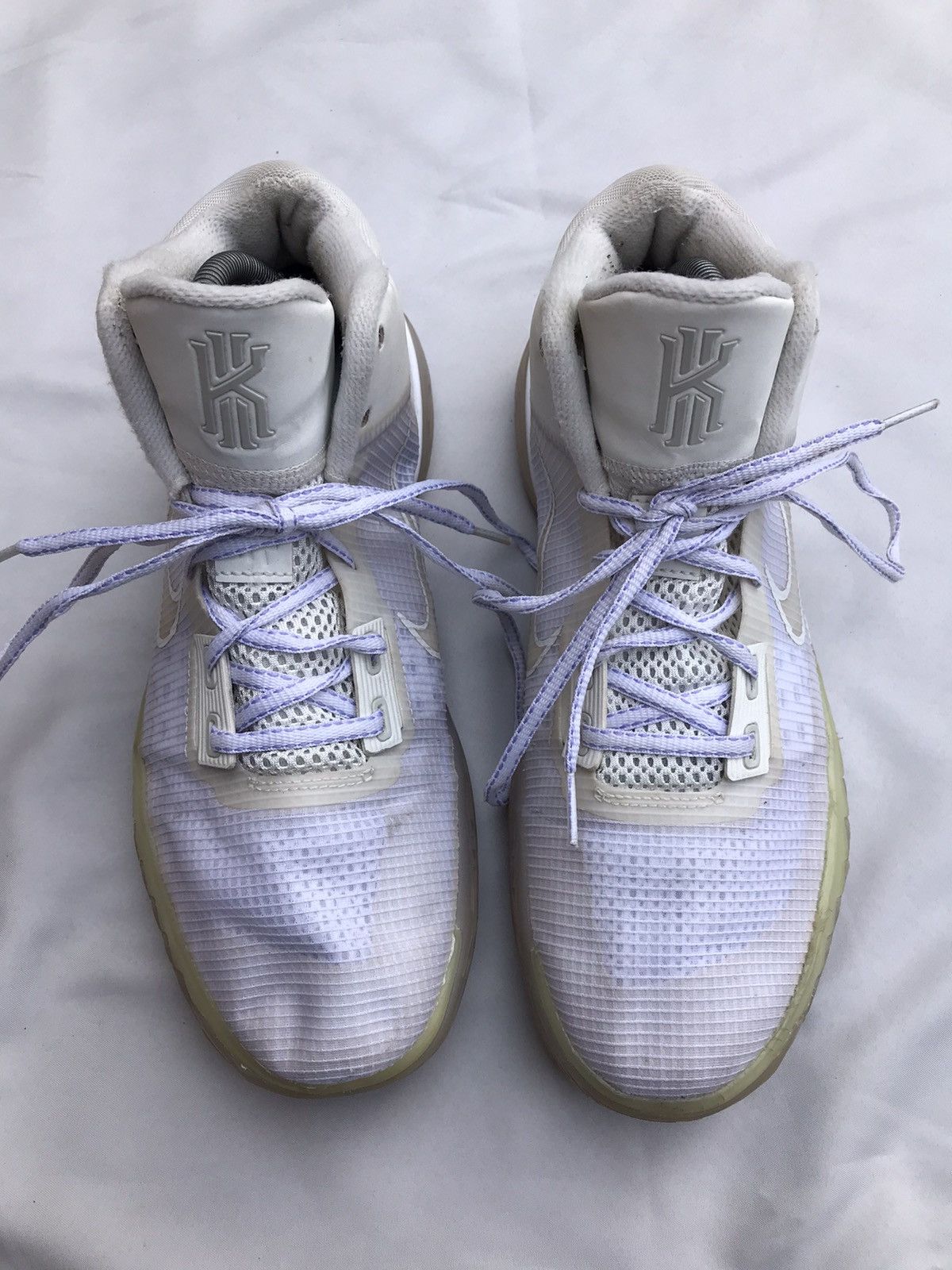 Nike Nike Kyrie Flytrap 4 White No Box Size US 9.5 / EU 42-43 - 6 Thumbnail