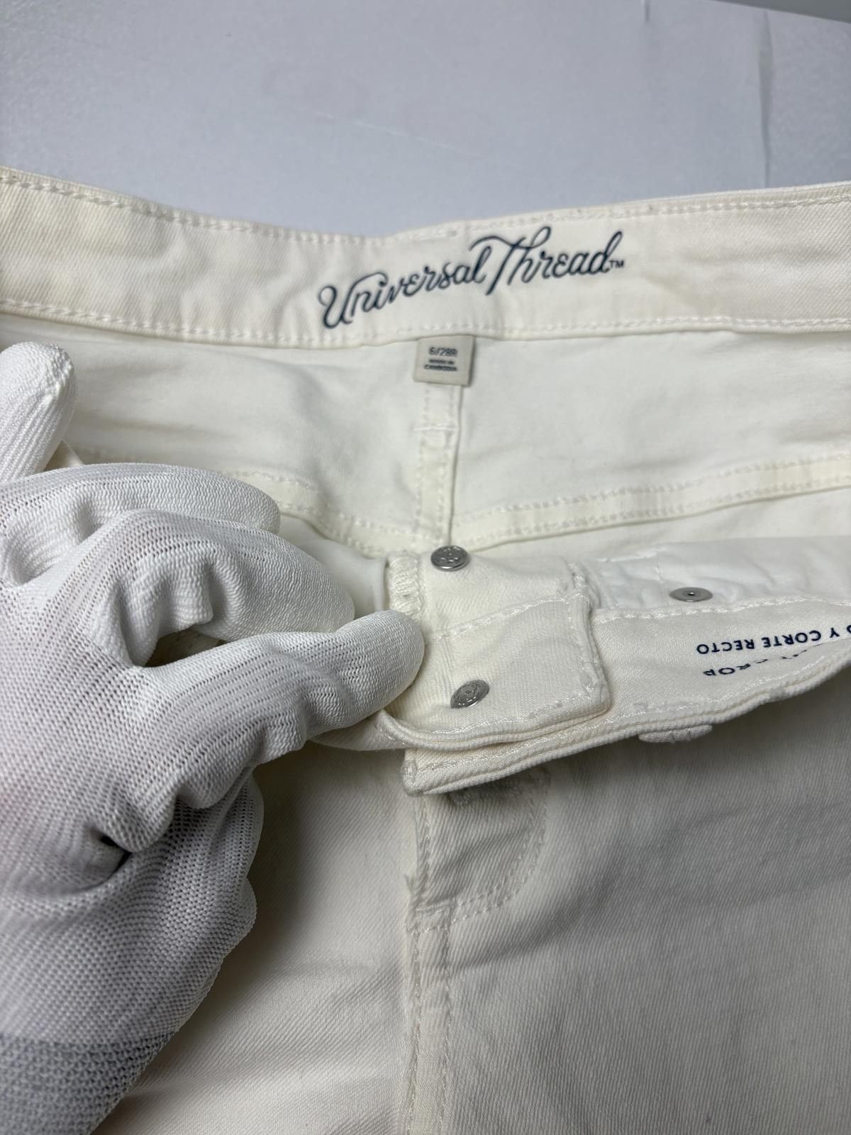 Target Basics White/ cream straight legged denim Size 28" / US 6 / IT 42 - 6 Thumbnail