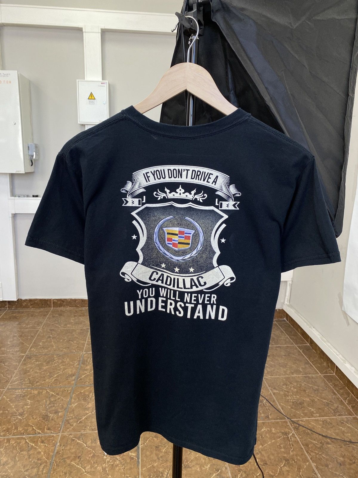 Cadillac 🇺🇸 Vintage Y2K Cadillac Escalade Retro T-Shirt Rare Size US M / EU 48-50 / 2 - 1 Thumbnail