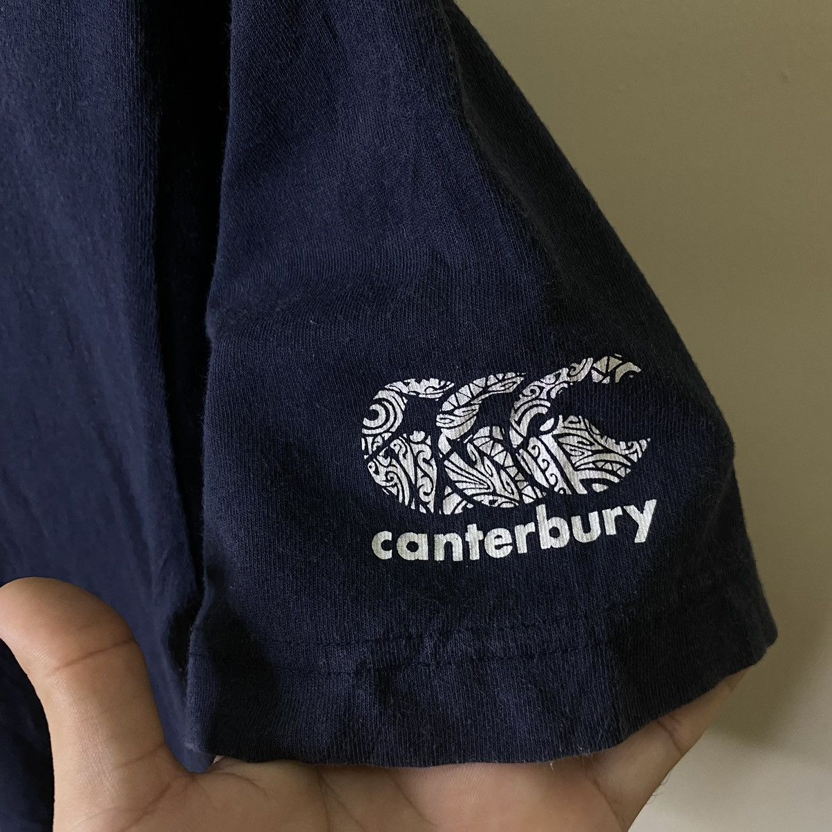 Canterbury of New Zealand Vintage Y2K Canterbury How To Perform Haka Warcry Rugby Tee Size US S / EU 44-46 / 1 - 5 Thumbnail