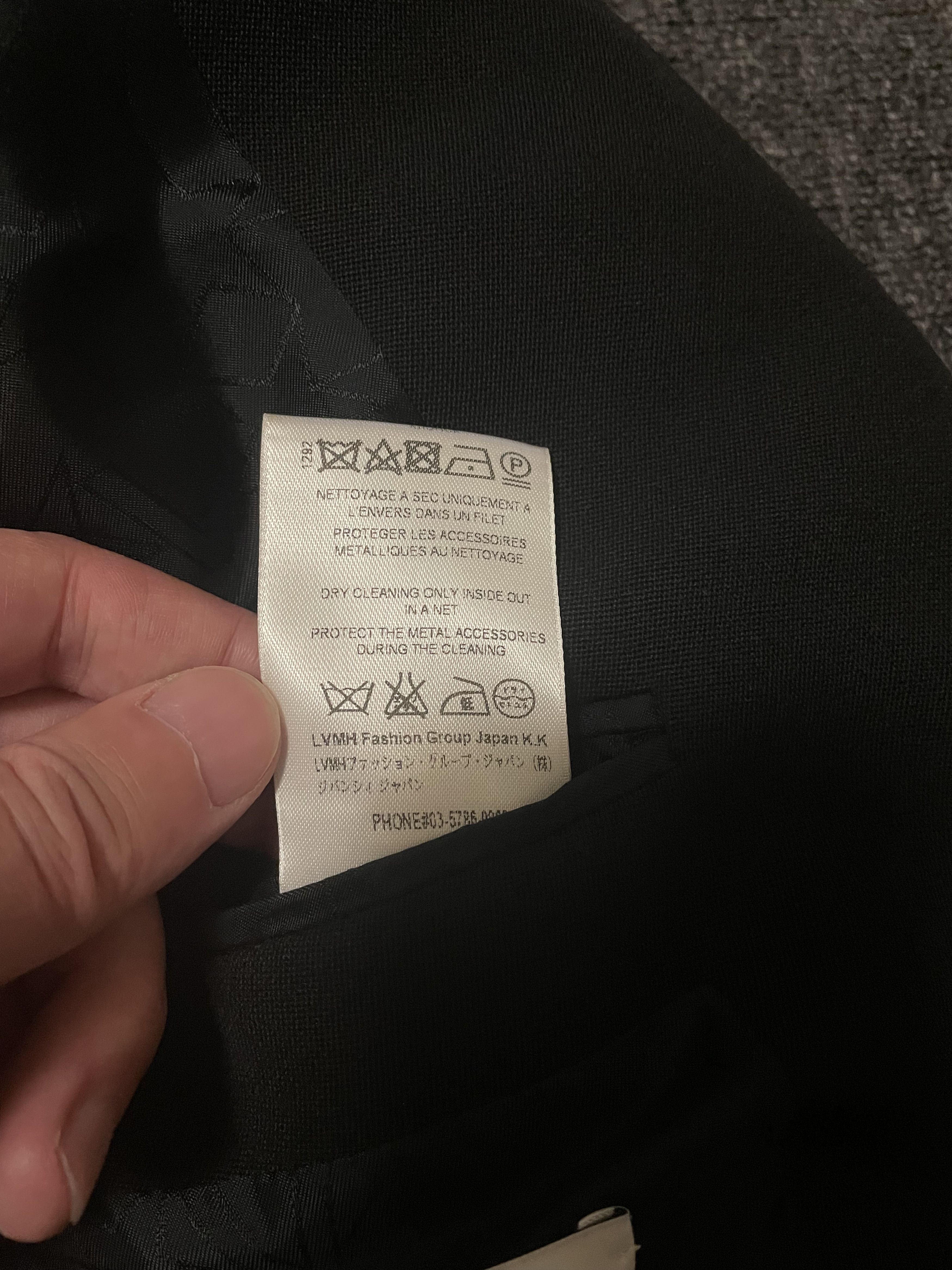 Givenchy Givenchy black wool blazer diamonds size 48 like new Size 48R - 7 Thumbnail