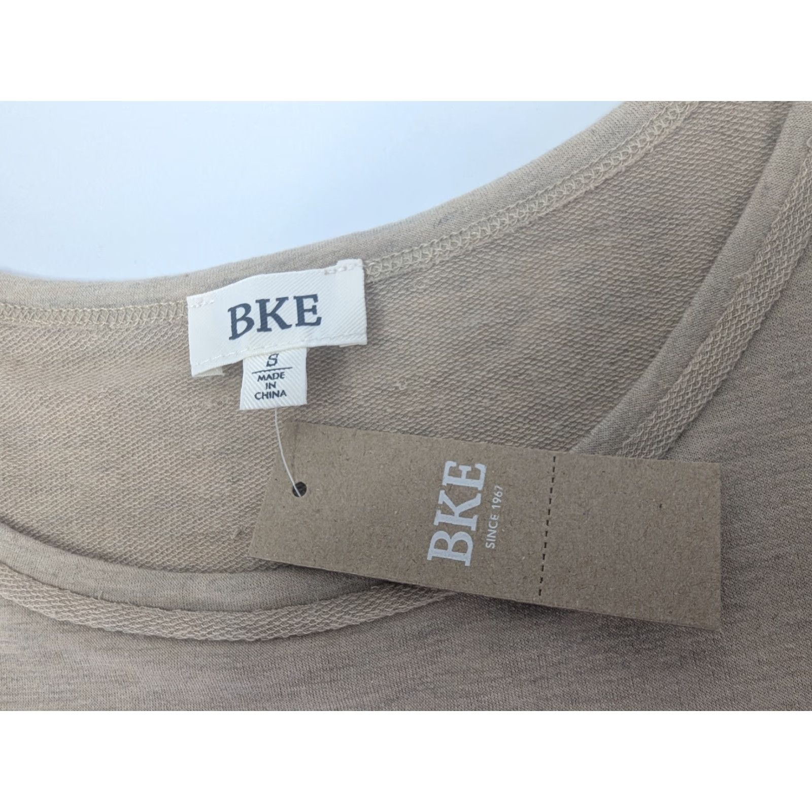 Vintage Buckle Blouse Shirt Women S Buckle Oatmeal Cold Shoulder Long Sleeve Pullover Beige Size S NWT Size S / US 4 / IT 40 - 6 Thumbnail