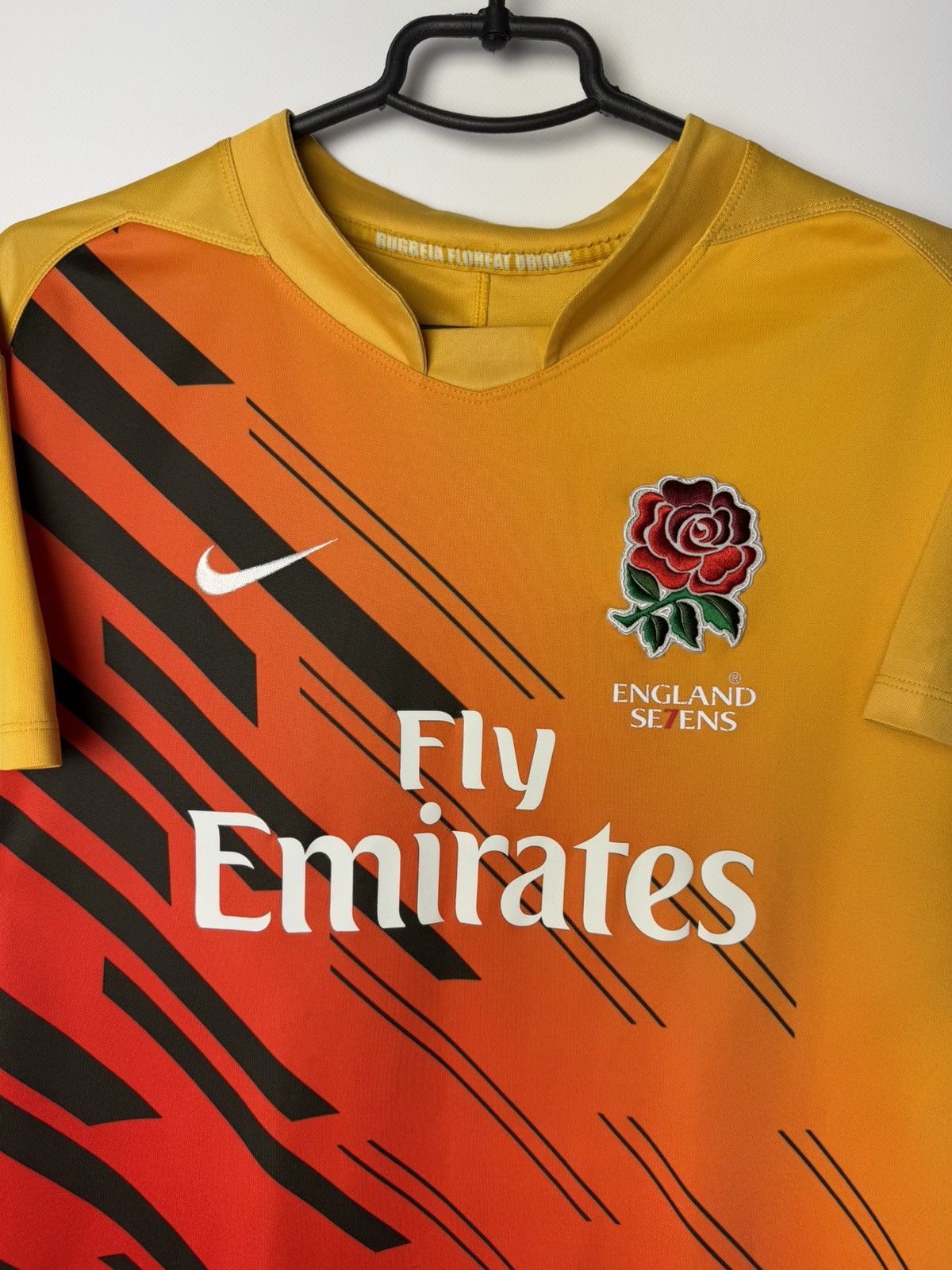 Nike Vintage England 2011 2012 Training Rugby Shirt Jersey Nike Size US S / EU 44-46 / 1 - 3 Thumbnail