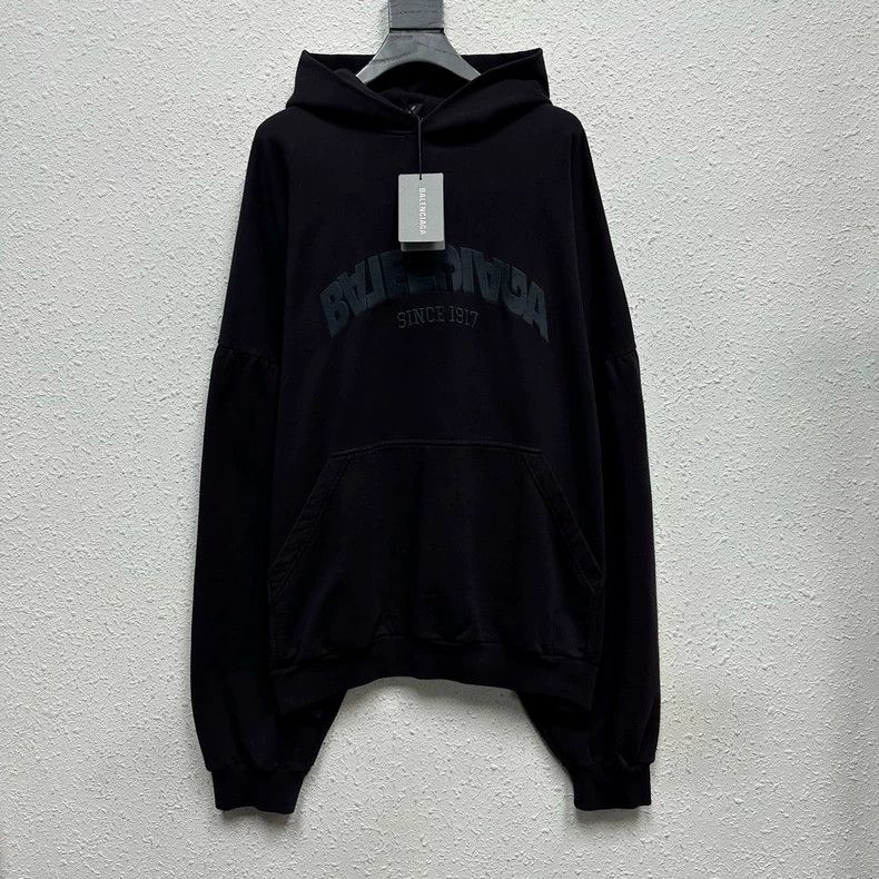 Balenciaga Balenciaga Black-brown inverted LOGO embroidered hoodie Size US XS / EU 42 / 0 - 1 Thumbnail