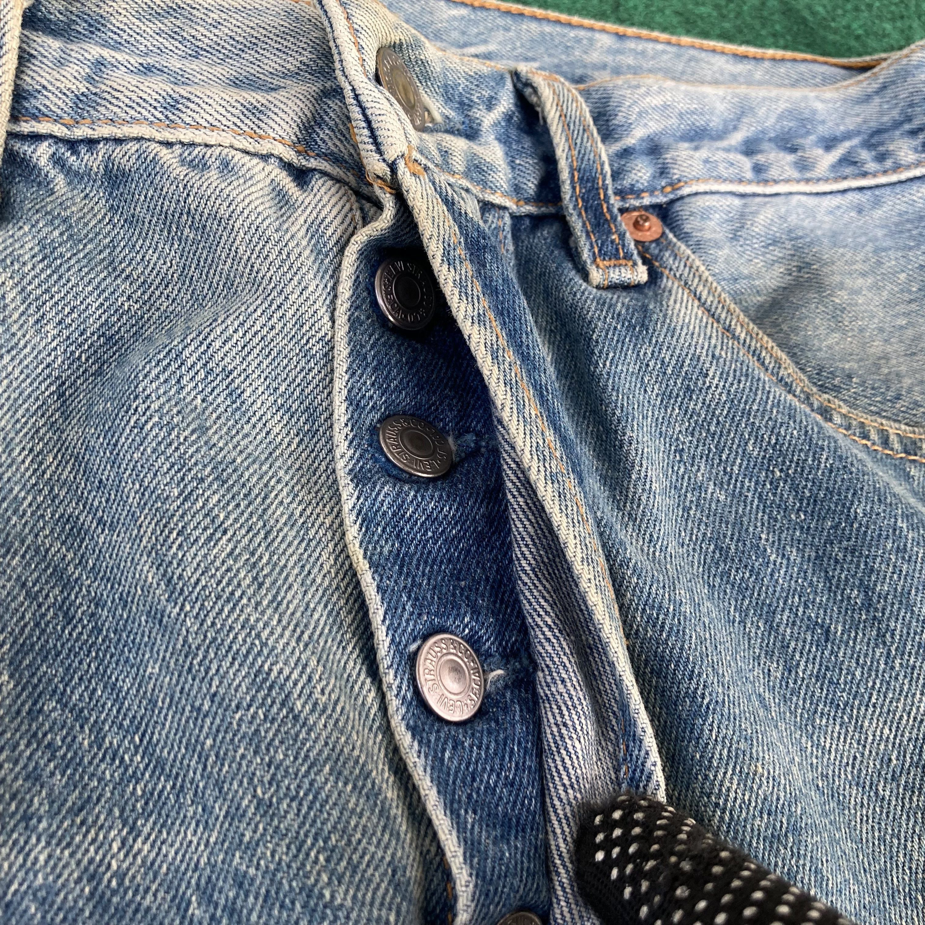Levi's 30x12.5 Vintage Levis 501 Short Sz 30 Jorts Jeans Size US 30 / EU 46 - 4 Thumbnail