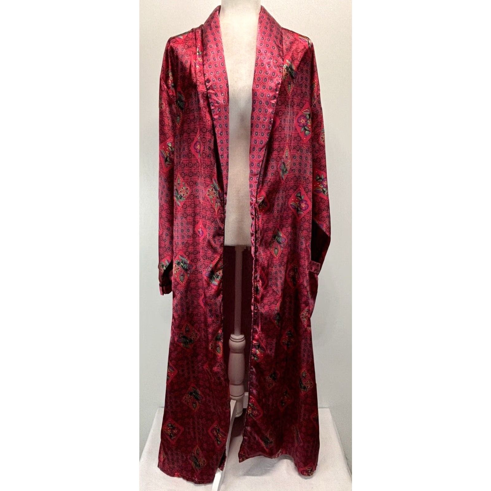Vintage VINTAGE Beth Michaels Satin Robe Adult Large Women's Red Floral Long Sleeves Belted Pockets Size ONE SIZE - 7 Thumbnail