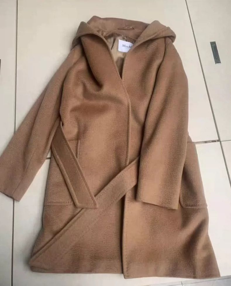 Max Mara Max Mara Rialto coat, bathrobe with hood Size M / US 6-8 / IT 42-44 - 1 Thumbnail