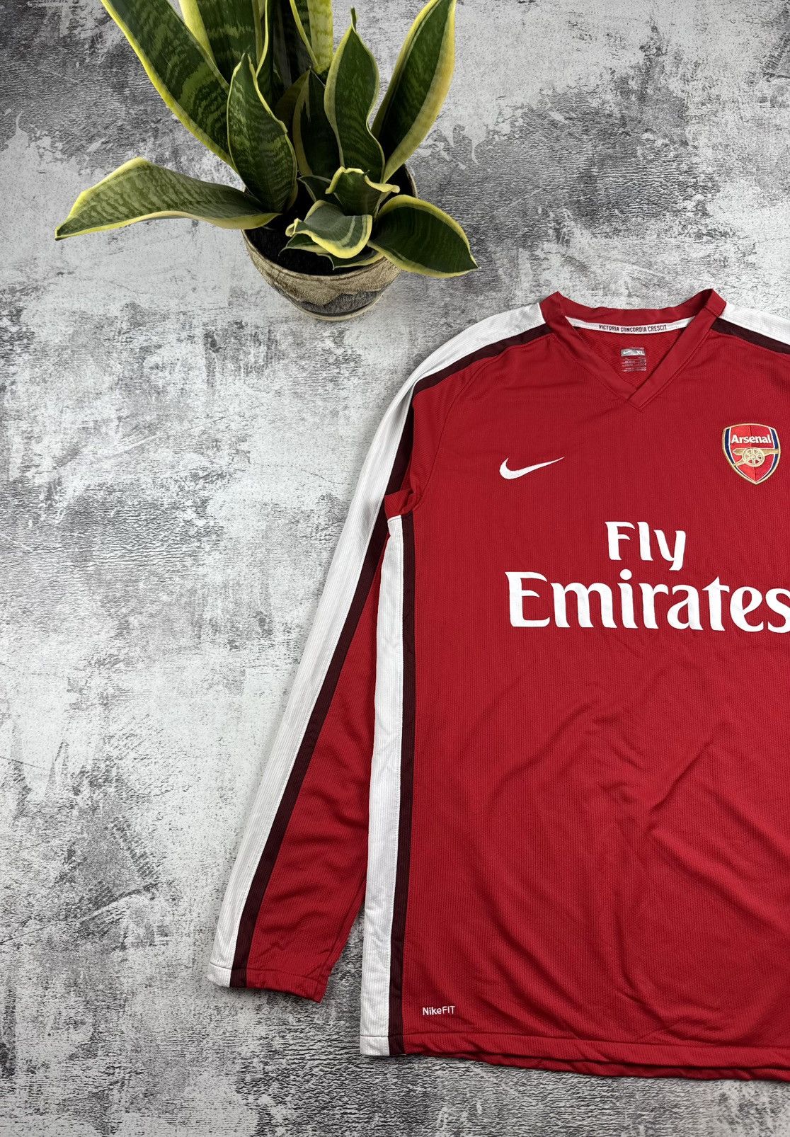 Nike Vintage Arsenal London Nike Red 2008/2010 Soccer Football XL T Shirt Jersey Kit Size US XL / EU 56 / 4 - 2 Thumbnail