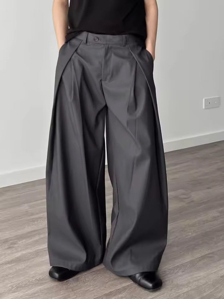 Vintage Wide Leg Dress Pants, Pleated Formal Trousers Size US 30 / EU 46 - 1 Thumbnail