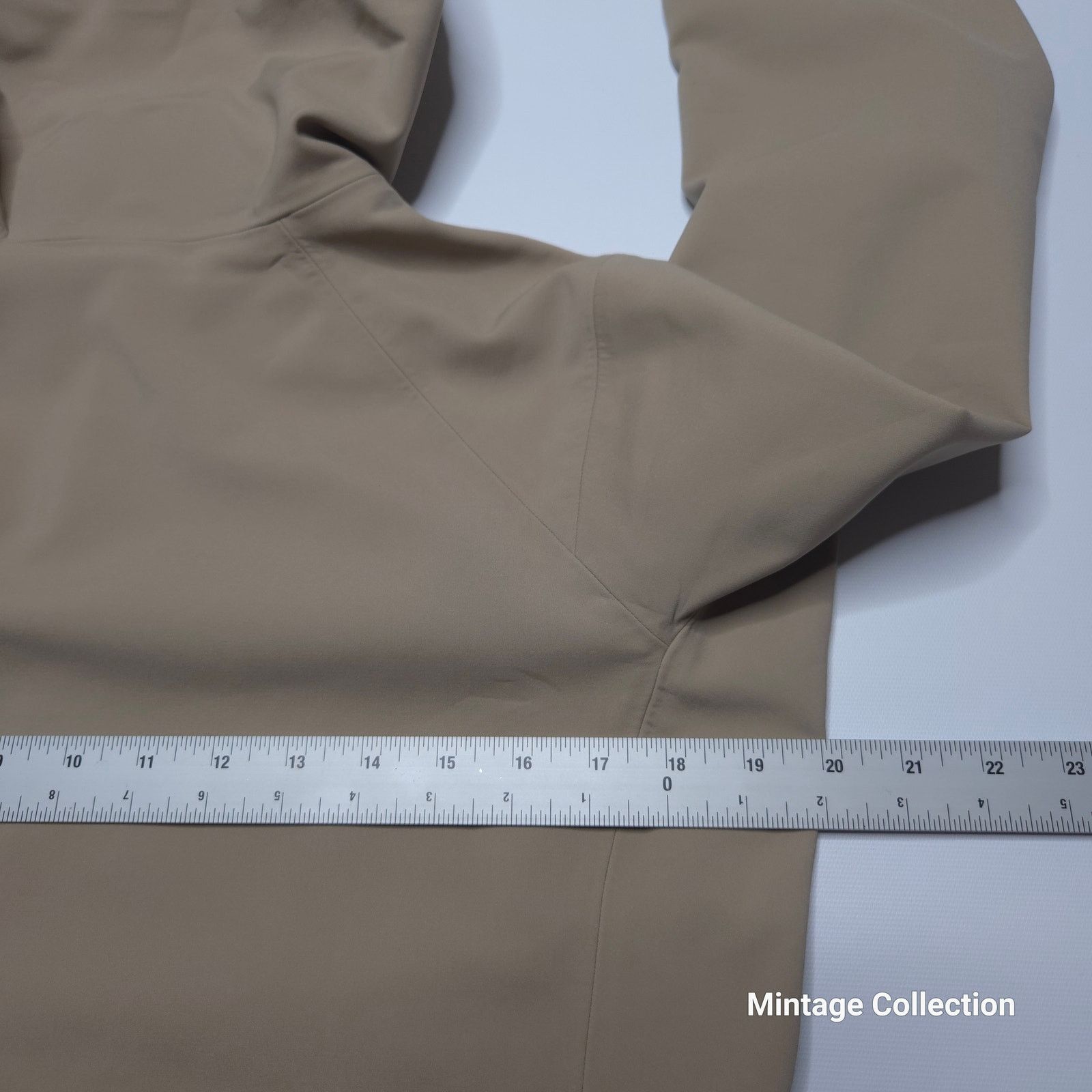 Arc'teryx Arc'teryx Women's Saydi Beige Hoody Hoodie Jacket Size Small Size S / US 4 / IT 40 - 14 Thumbnail