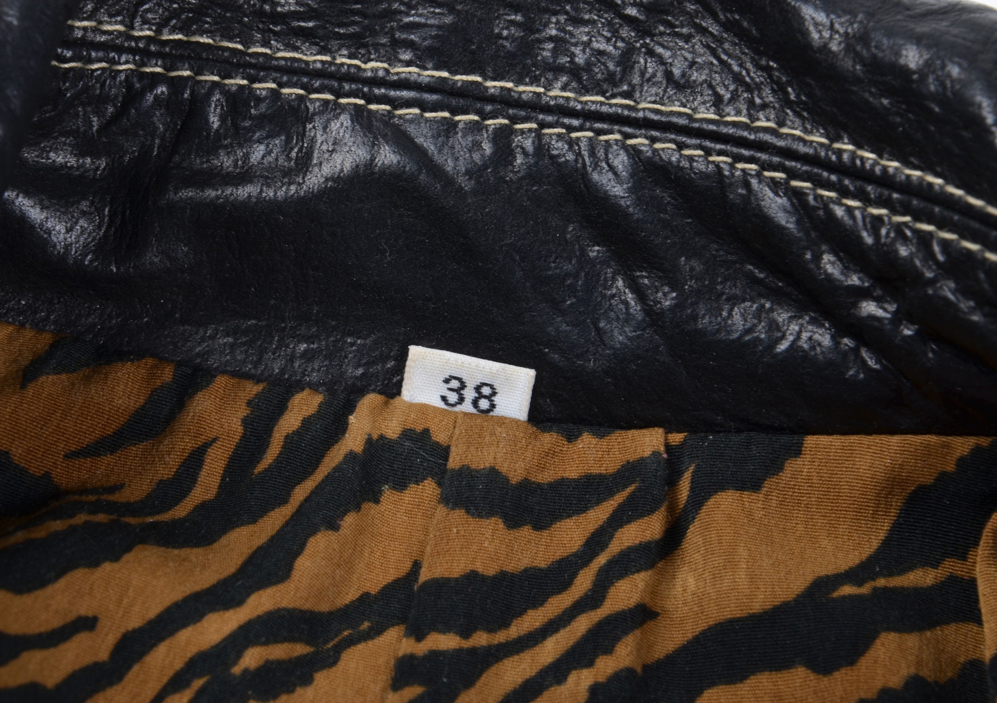 Leonard Paris Vintage Leonardo 90's Black Leather Tiger Lining Trench Coat Size XS / US 0-2 / IT 36-38 - 12 Thumbnail
