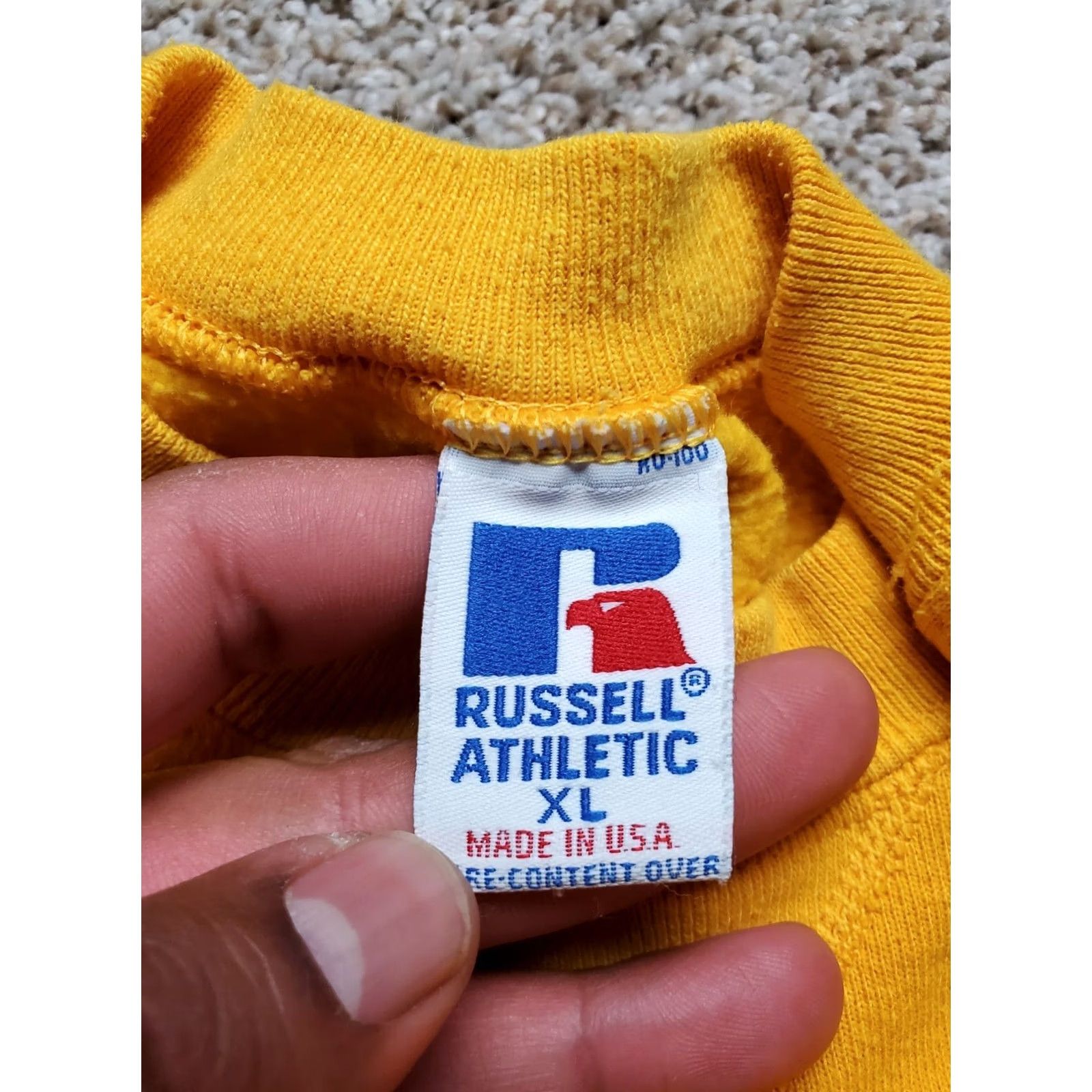 Russell Athletic VINTAGE Russell Athletic Sweatshirt XL Womens Yellow Crewneck Pullover USA Made Size XL / US 12-14 / IT 48-50 - 7 Thumbnail