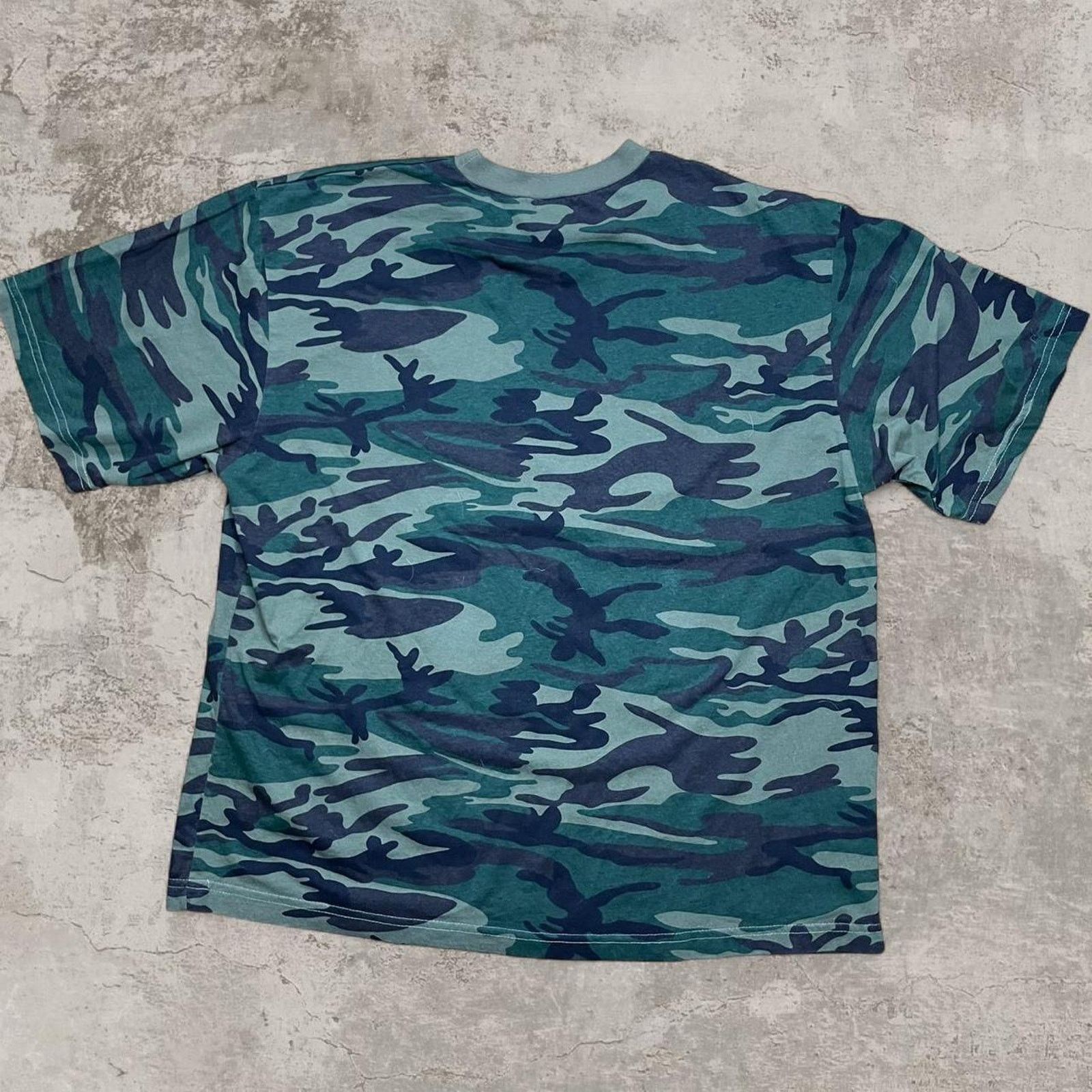 Realtree 80s camo horizontee green & black size M Size US M / EU 48-50 / 2 - 4 Thumbnail