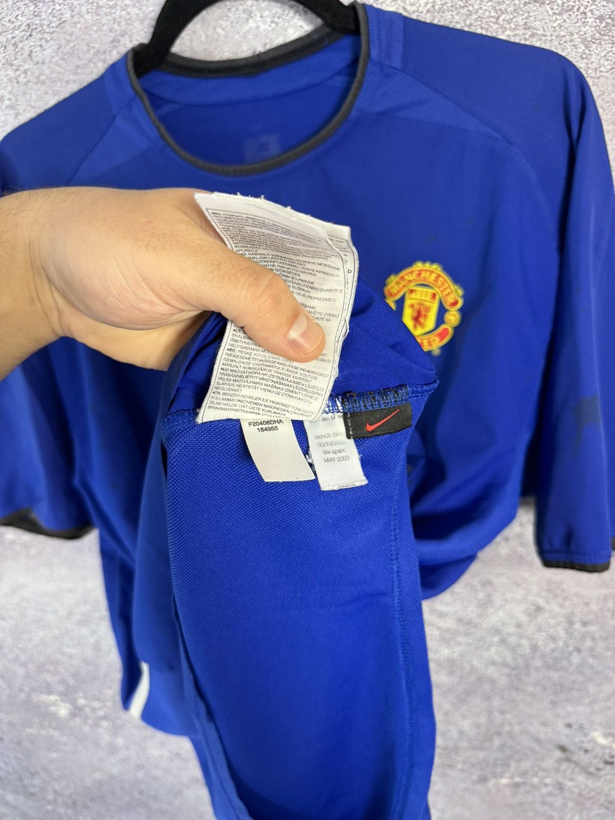 Nike × Vintage Faded Vintage Manchester United 2002/03 Nike Jersey M size Size US M / EU 48-50 / 2 - 14 Thumbnail