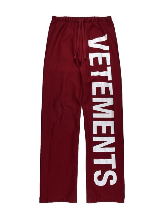 Vetements store logo sweatpants