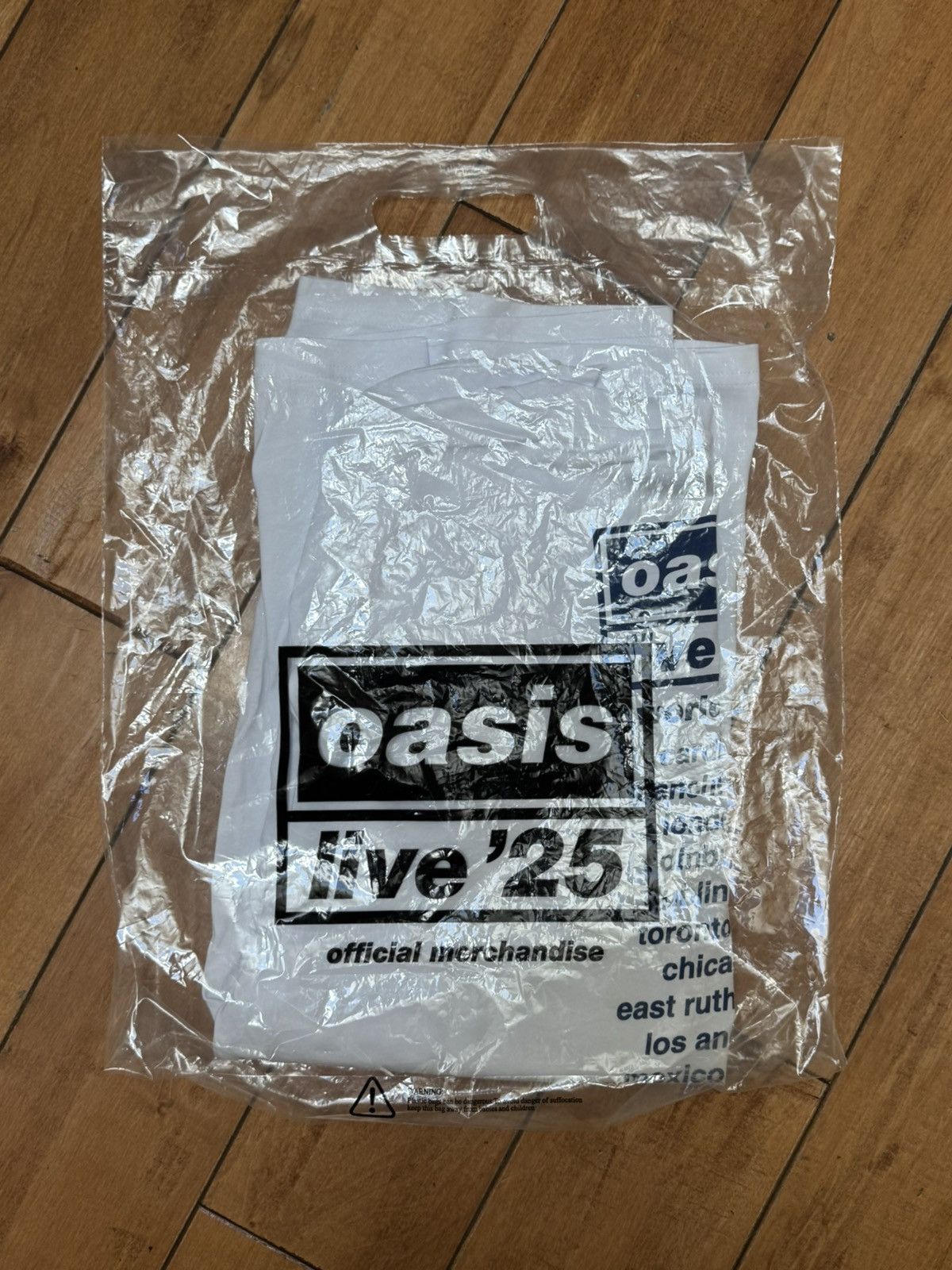 Other Oasis live 25 tour tee Size US XL / EU 56 / 4 - 3 Thumbnail