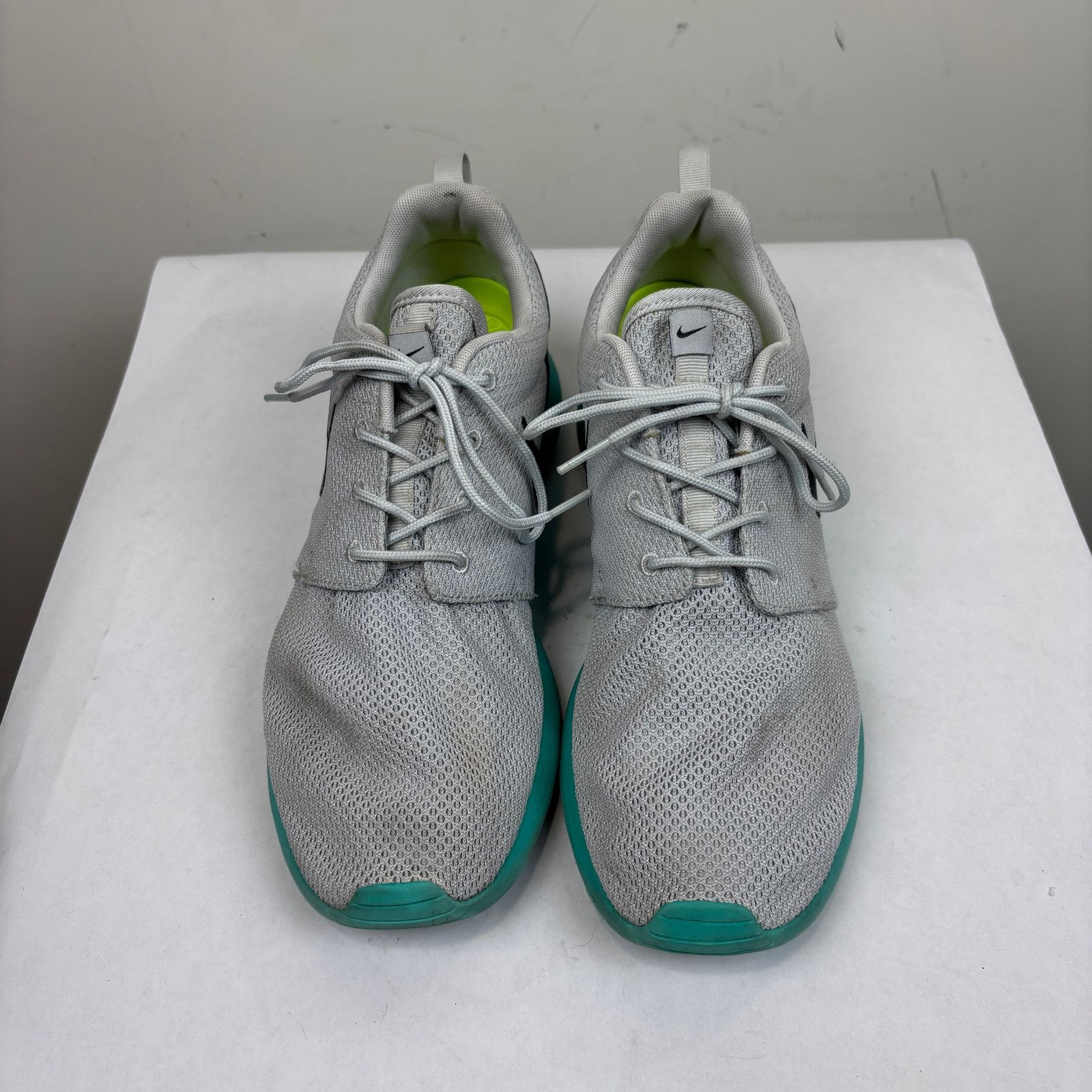 Nike Nike Roshe Run Calypso Running Walking Sneakers Men's 11 Size US 11 / EU 44 - 6 Thumbnail