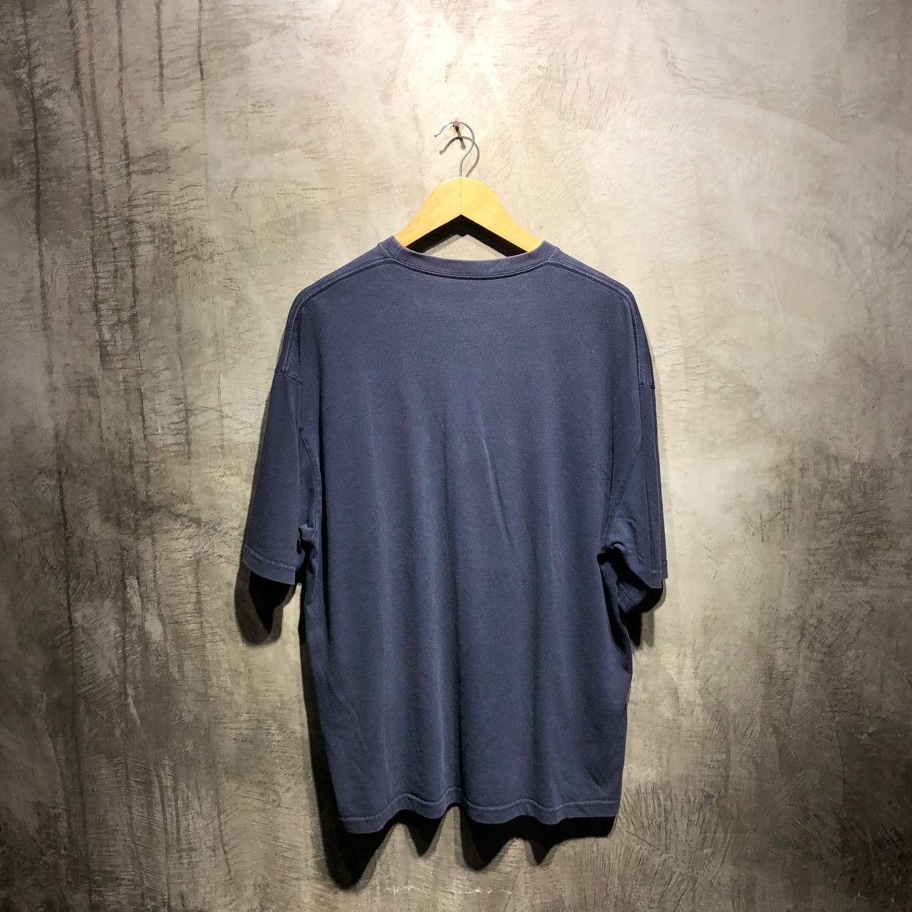 Balenciaga Balenciaga BB feather logo shirt Size US L / EU 52-54 / 3 - 6 Thumbnail