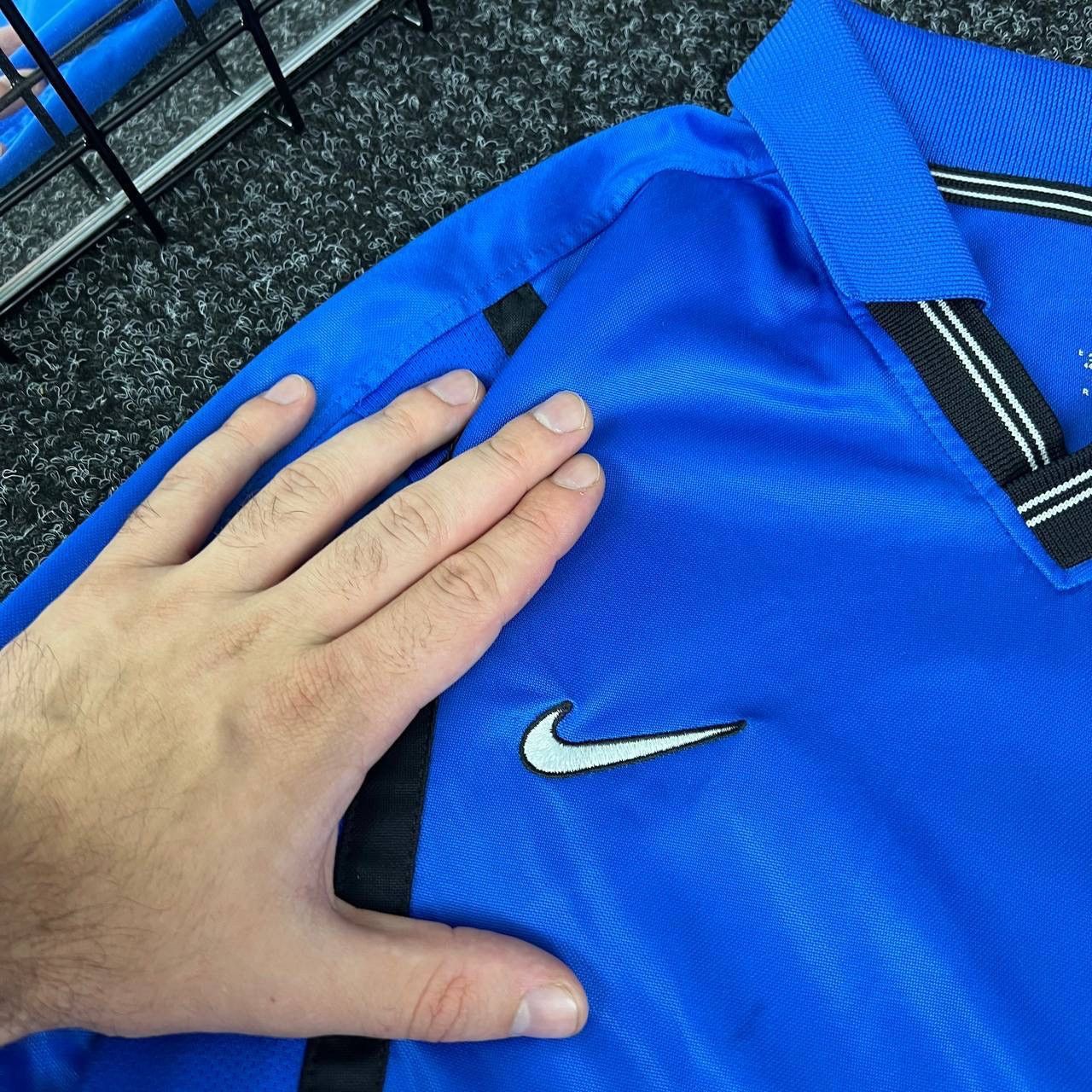 Nike Rugby 90s Nike Vintage Jersey Home Bloke-core Mini Swoosh Size US S / EU 44-46 / 1 - 5 Thumbnail