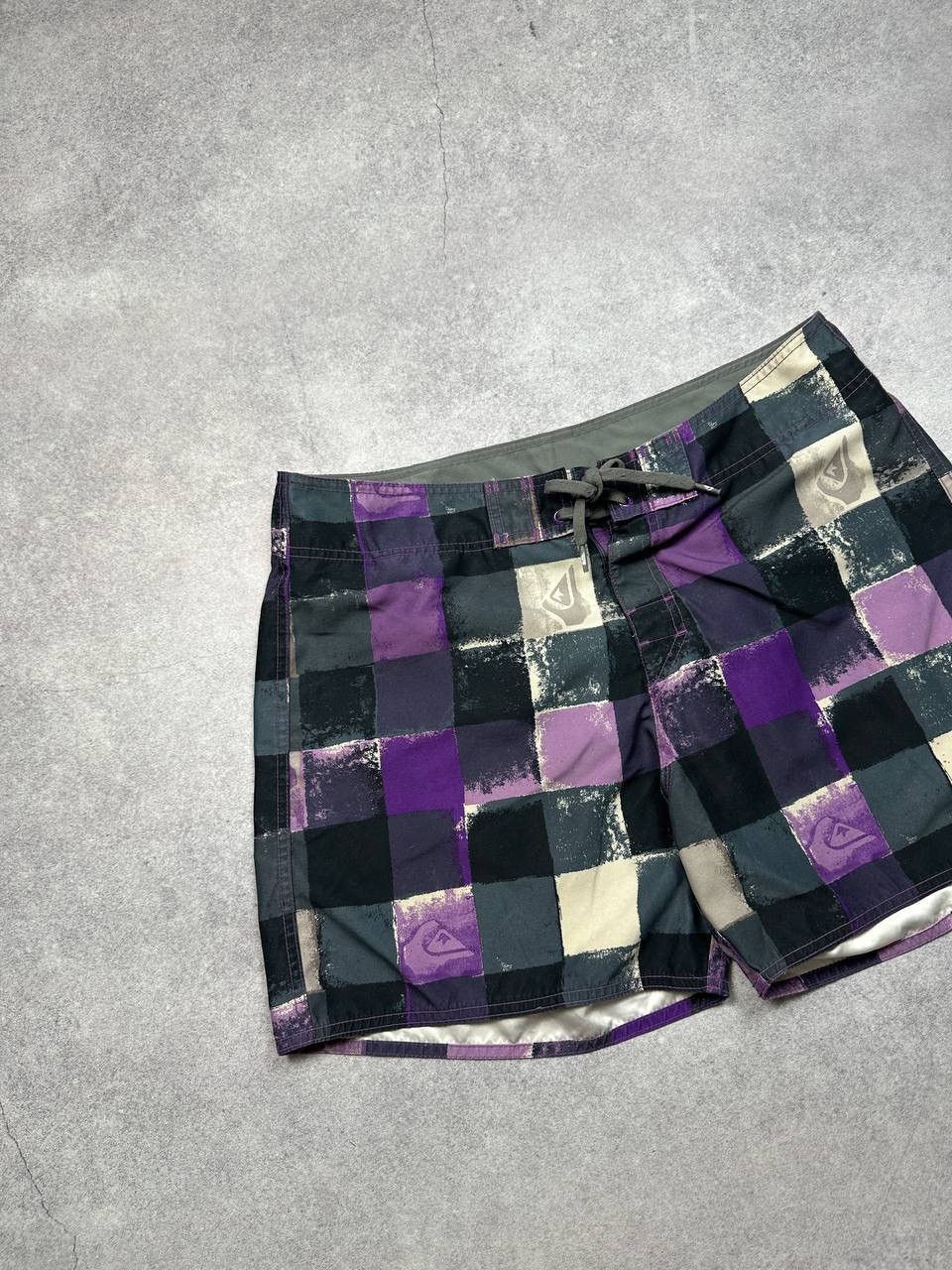 Quiksilver Vintage Quiksilver Shorts, Size 34 (L) – Classic Surfwear Size US 34 / EU 50 - 2 Thumbnail