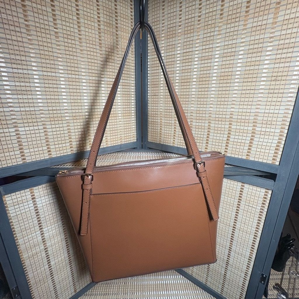 Michael Kors Michael Kors Voyager Large Saffiano Leather Tote Size ONE SIZE - 11 Thumbnail