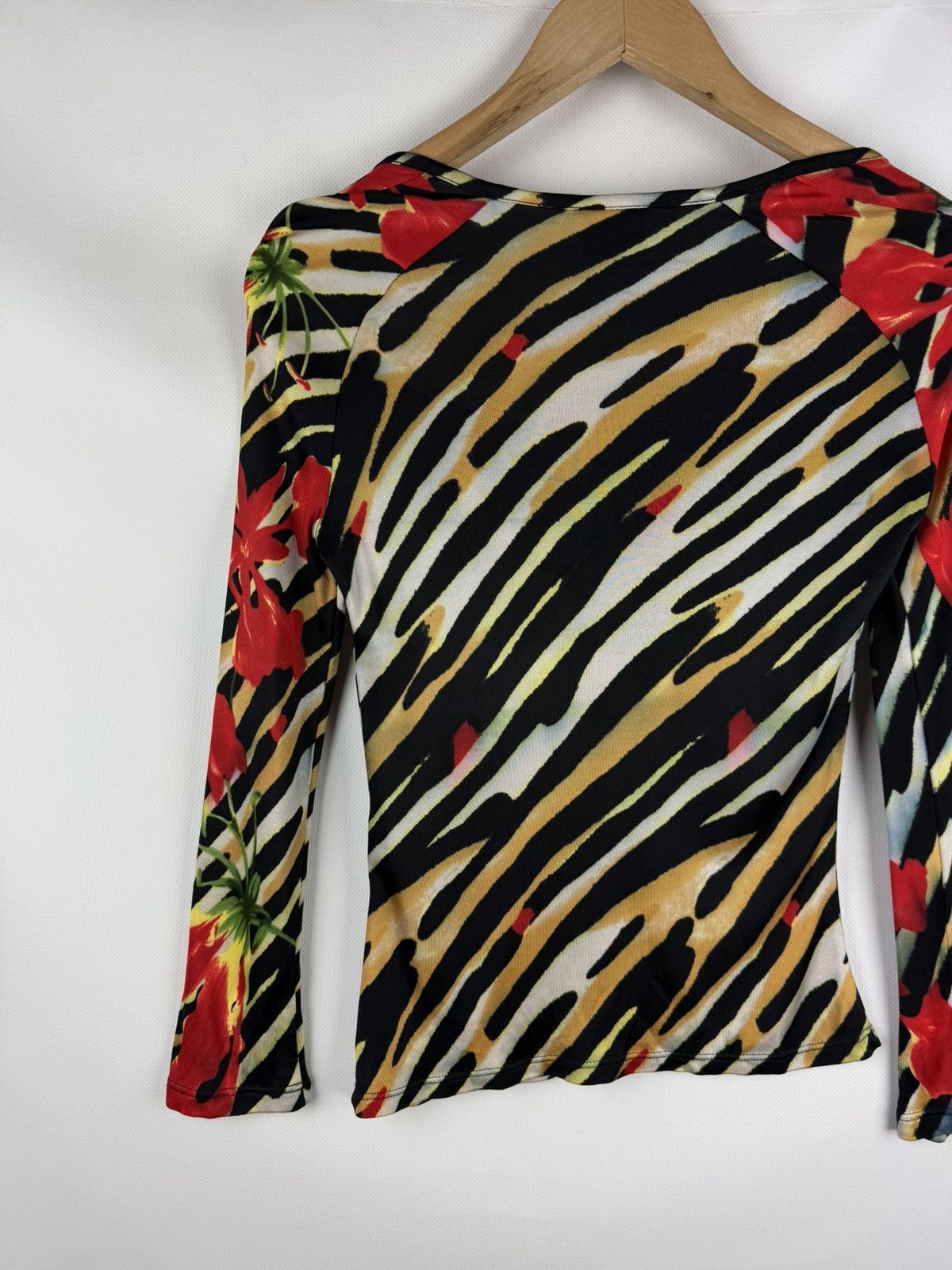 Versace Jeans Couture Versace Jeans Couture VTG Long Sleeve Patterned Tunic Blouse Size M / US 6-8 / IT 42-44 - 15 Thumbnail