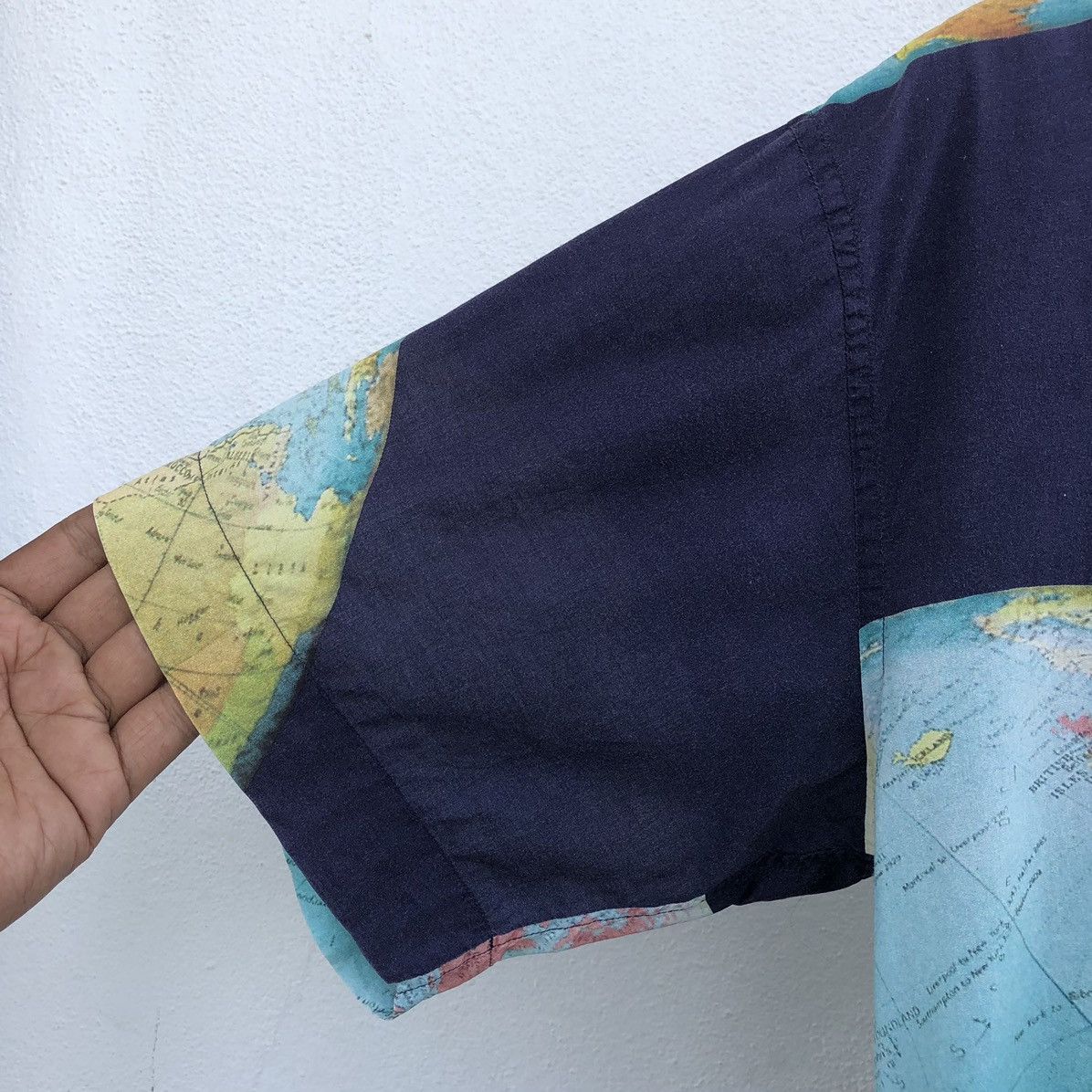 Paul Smith Paul Smith shirt Short Sleeve Globe Pattern World Map 🇮🇹 Size US M / EU 48-50 / 2 - 4 Thumbnail