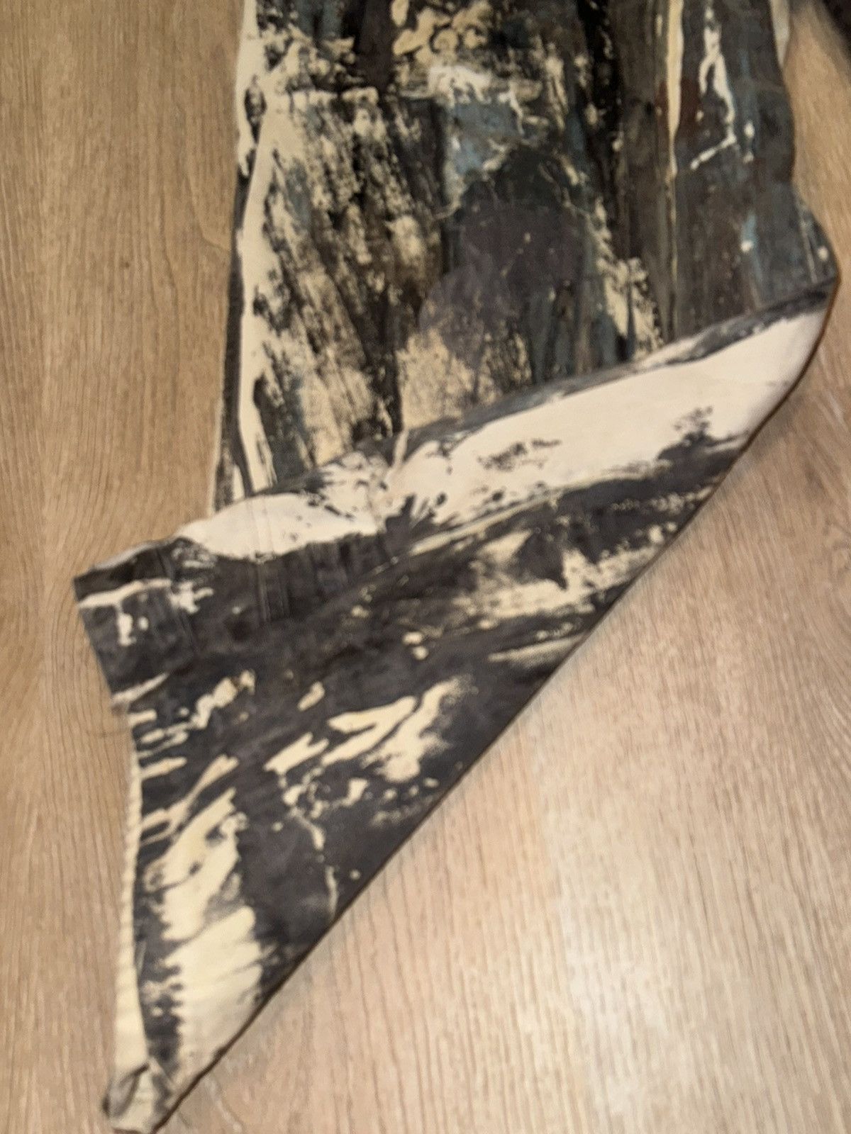 Other distressed workwear paint art reference archive 1 of 1 33x32 Size US 33 - 6 Thumbnail