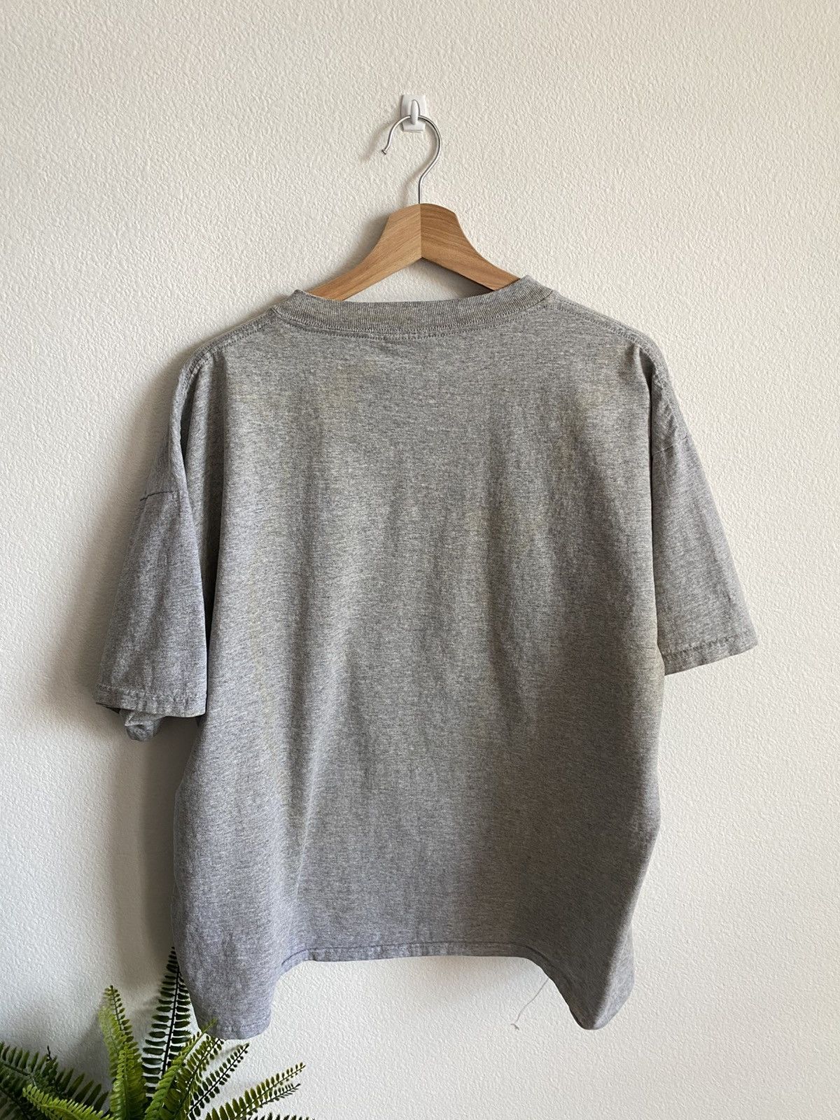 Disney Vintage Disney Grumpy Tee Size US XL / EU 56 / 4 - 2 Thumbnail