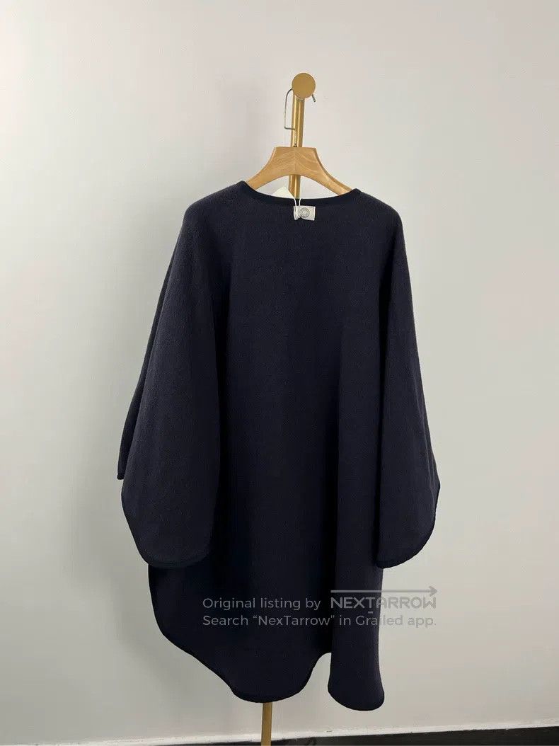 Hermes Hermes Navy Blue Letter Logo Wool Cloak Size M / US 6-8 / IT 42-44 - 2 Thumbnail