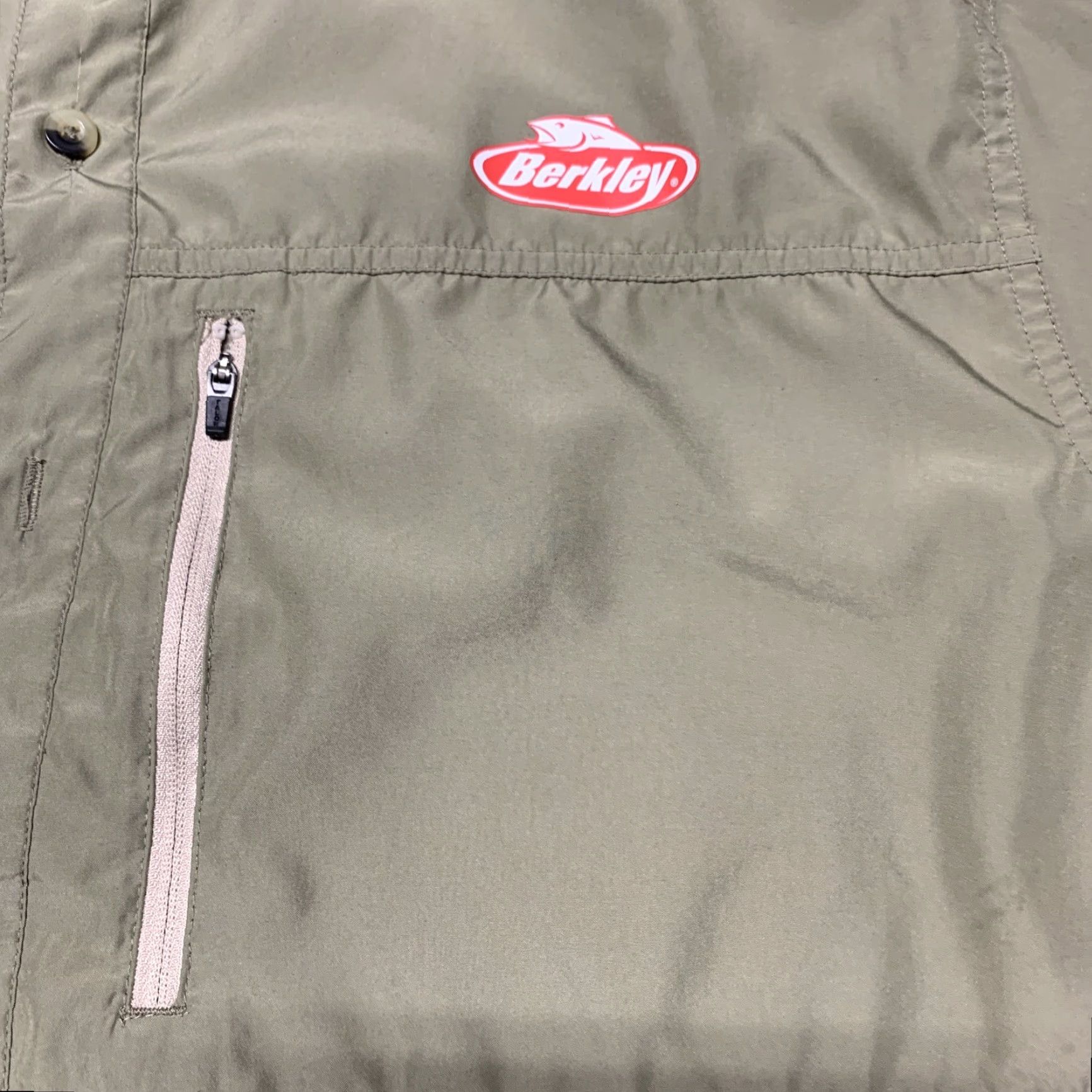 Vintage Berkley Shirt Mens XL Vented UPF 20+ Button Up Short Sleeve Tan Sand Fishing 100% Polyester Button-Up Vented Pocket Casual Mens Size US XL / EU 56 / 4 - 2 Thumbnail