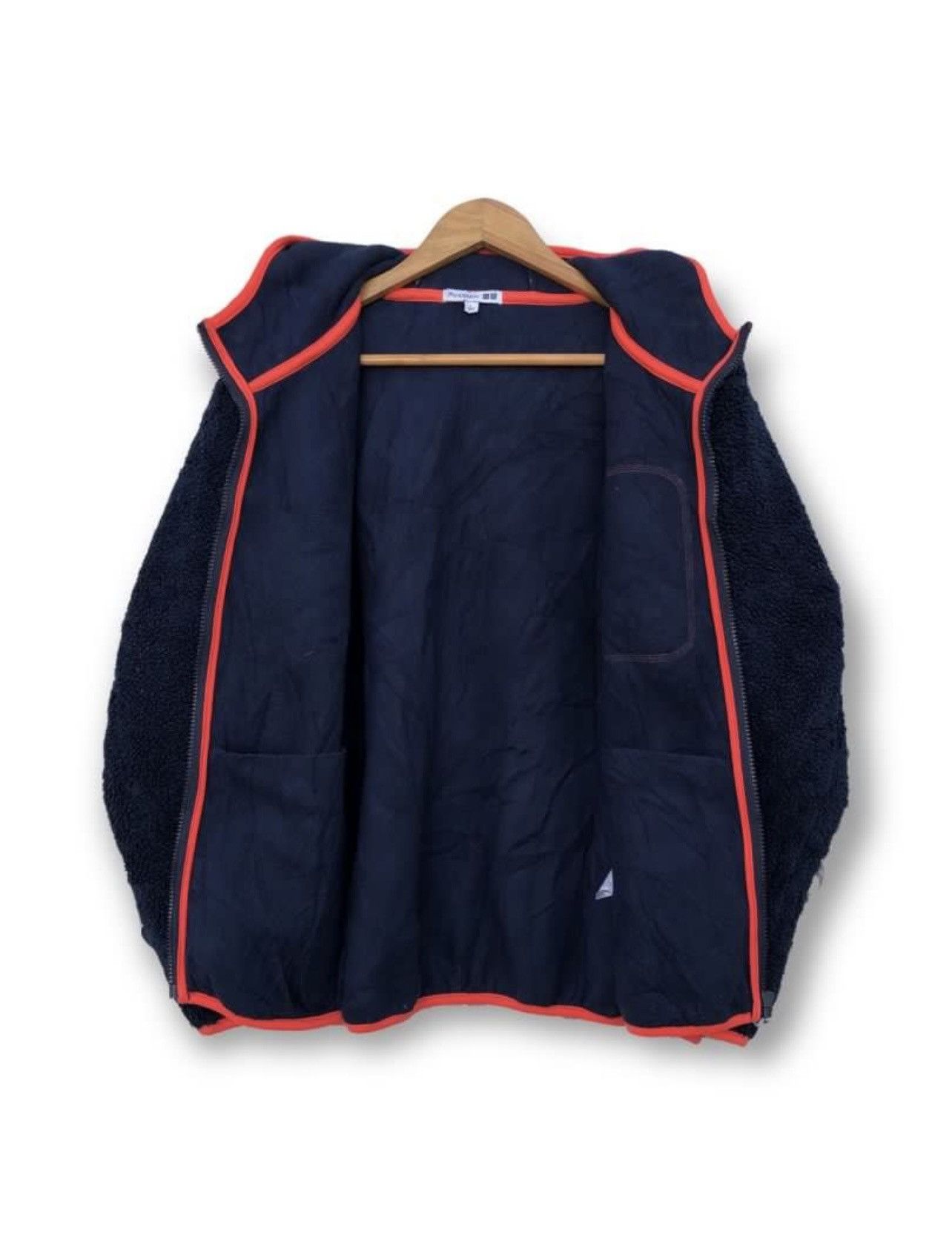 JW Anderson × Uniqlo F/W 2019 JW ANDERSON x UNIQLO SHERPA FLEECE FULL-ZIP JACKET Size US L / EU 52-54 / 3 - 5 Thumbnail