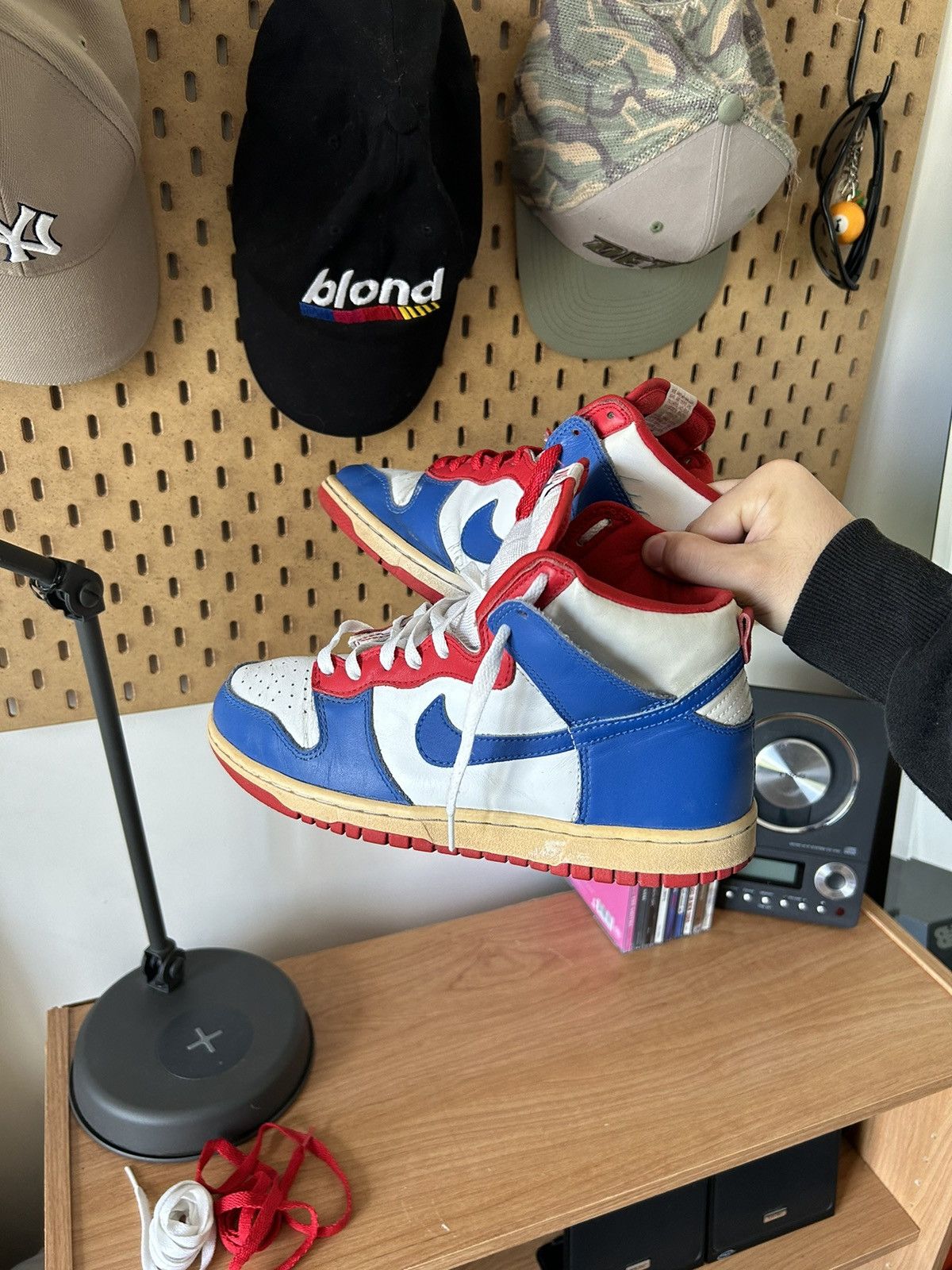 (2003) Nike dunk high SB red/blue