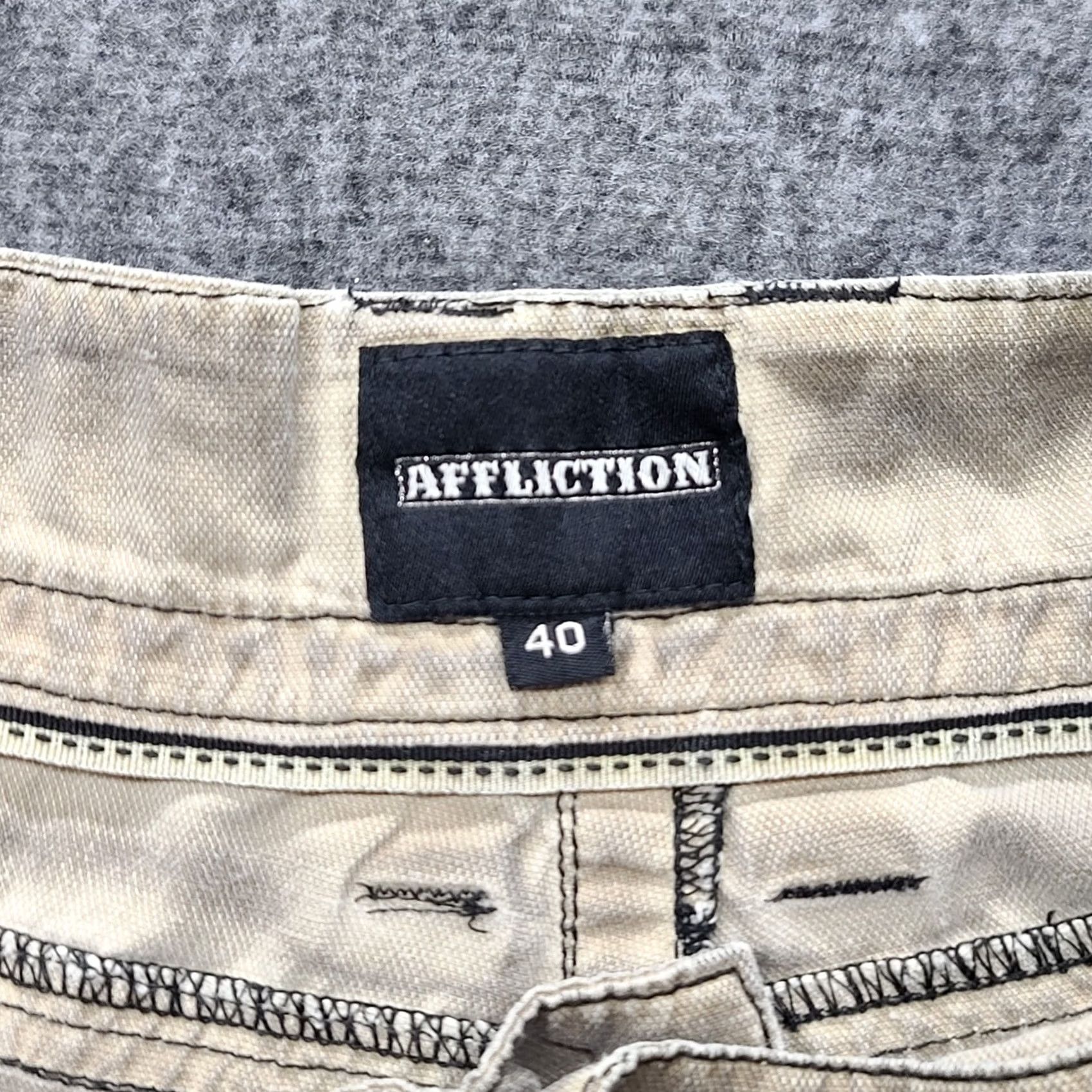 Affliction Affliction Cargo Shorts Mens 40 Beige Cotton Polyester Distressed 90s Grunge Gothic MMA Cargo Pocket Button Zipper Embroidered Logo Size US 40 / EU 56 - 2 Thumbnail