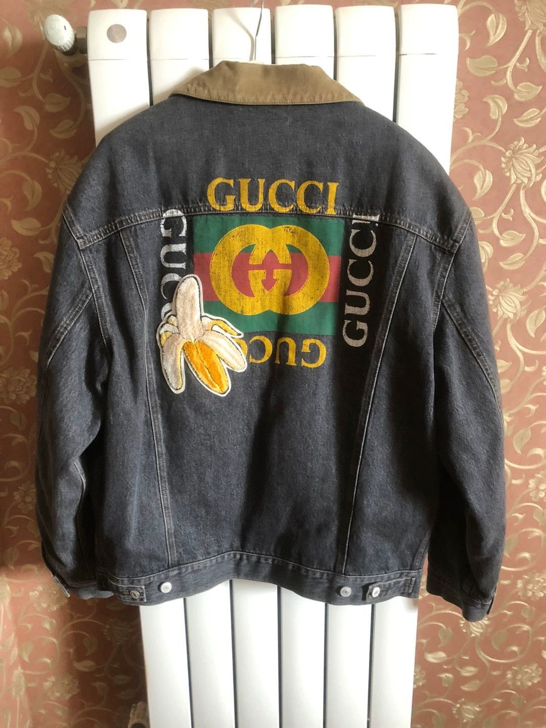 Gucci Blue Denim Jacket with Embroidered Graphics - Size M Size US M / EU 48-50 / 2 - 1 Thumbnail