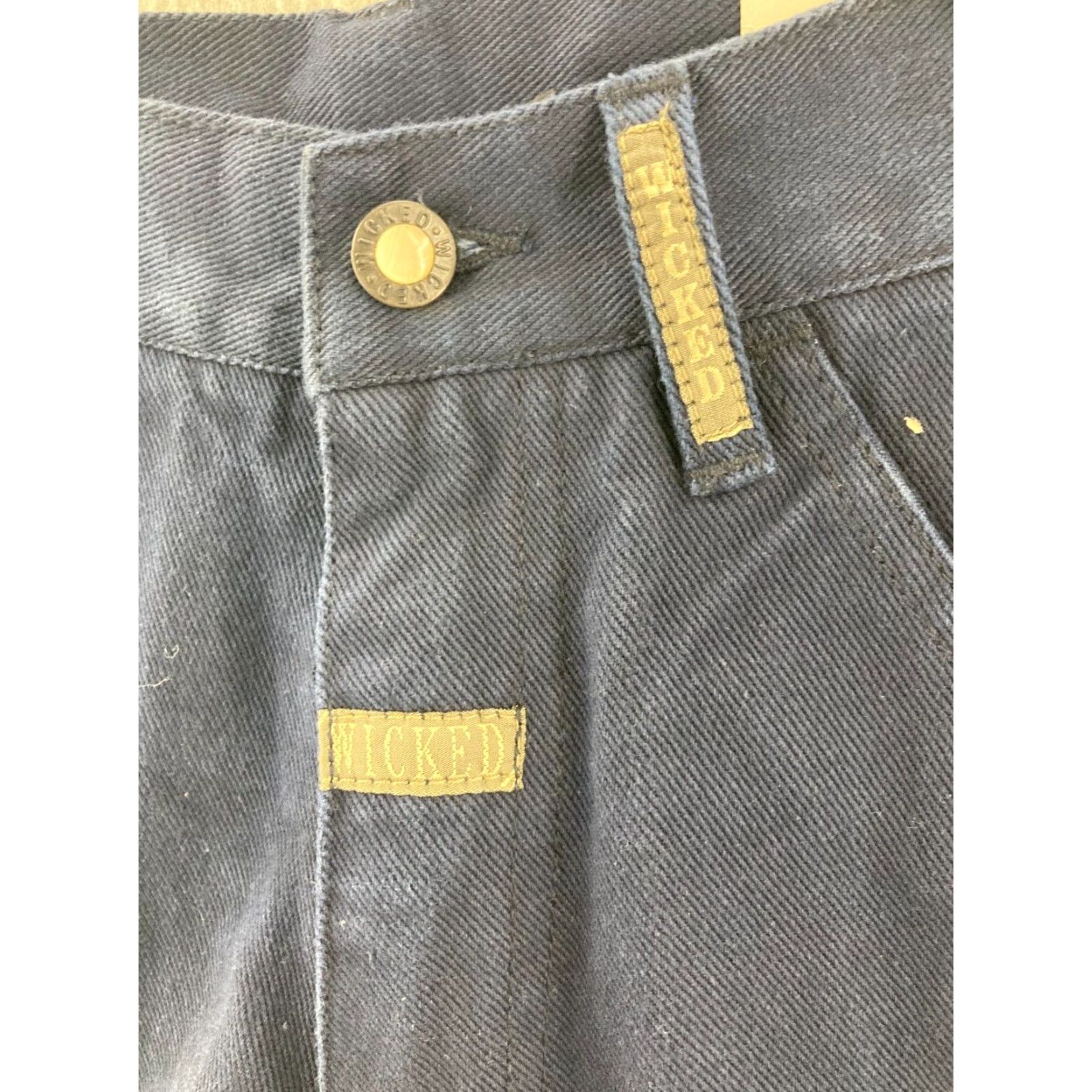 Vintage VINTAGE Wicked Shorts Mens Bermuda Denim 31 Blue Cotton Hip Hop 90s Casual Baggy Deadstock NWT Size US 29 - 6 Thumbnail
