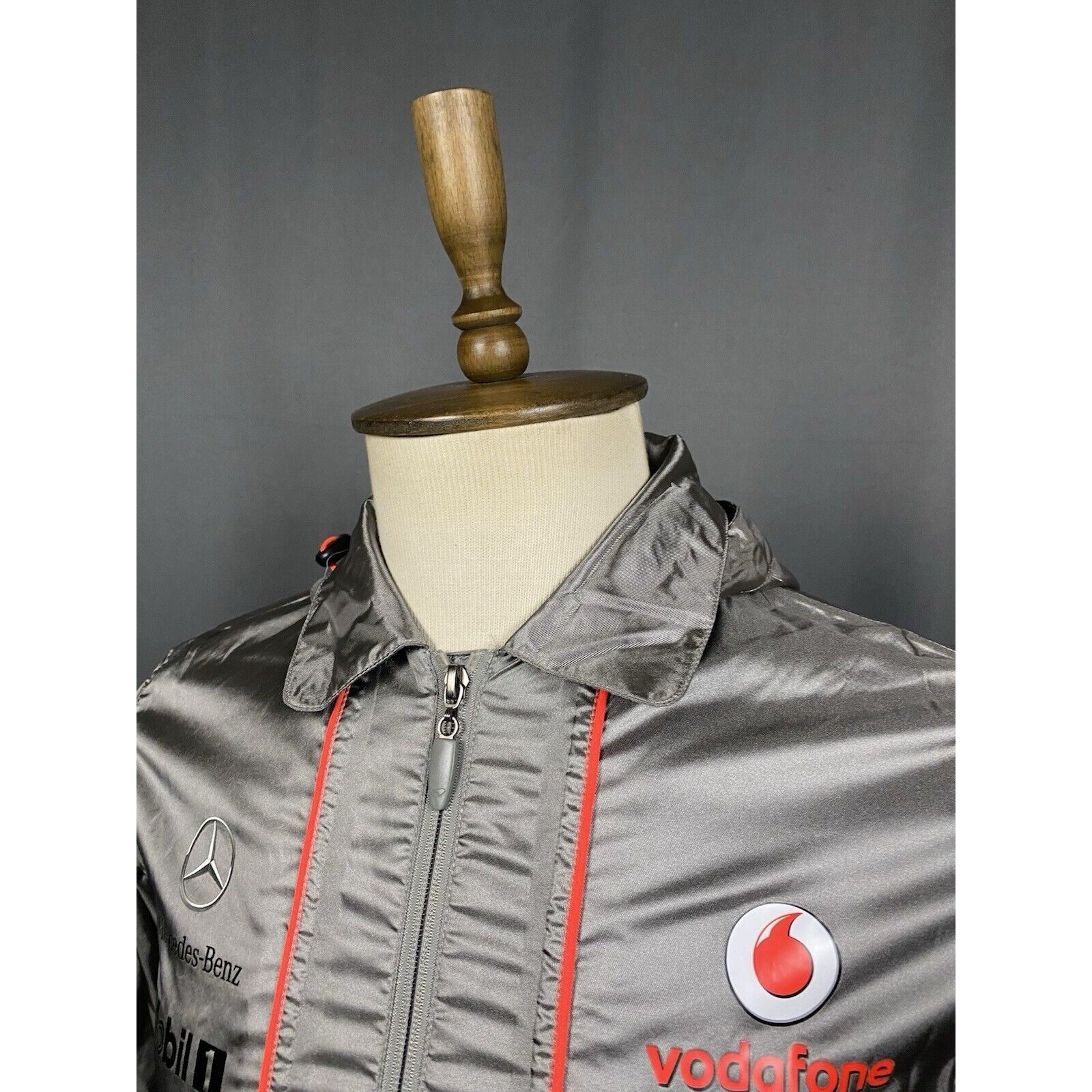 Other Vodafone Mclaren Mercedes Men's Gray Windbreaker Jacket Siz Size US S / EU 44-46 / 1 - 5 Thumbnail