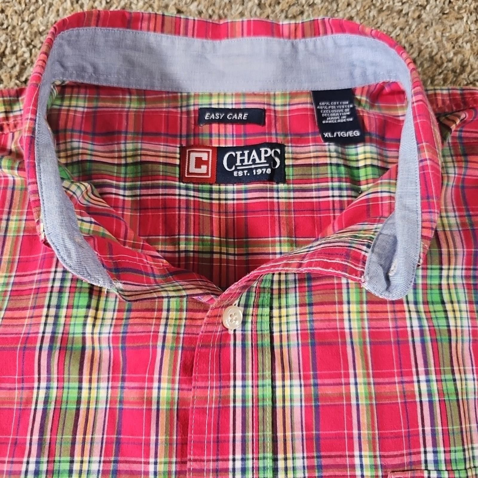 Chaps Chaps EasyCare XL ShortSleeve Button Down Embroidered Pocket Size US XL / EU 56 / 4 - 3 Thumbnail