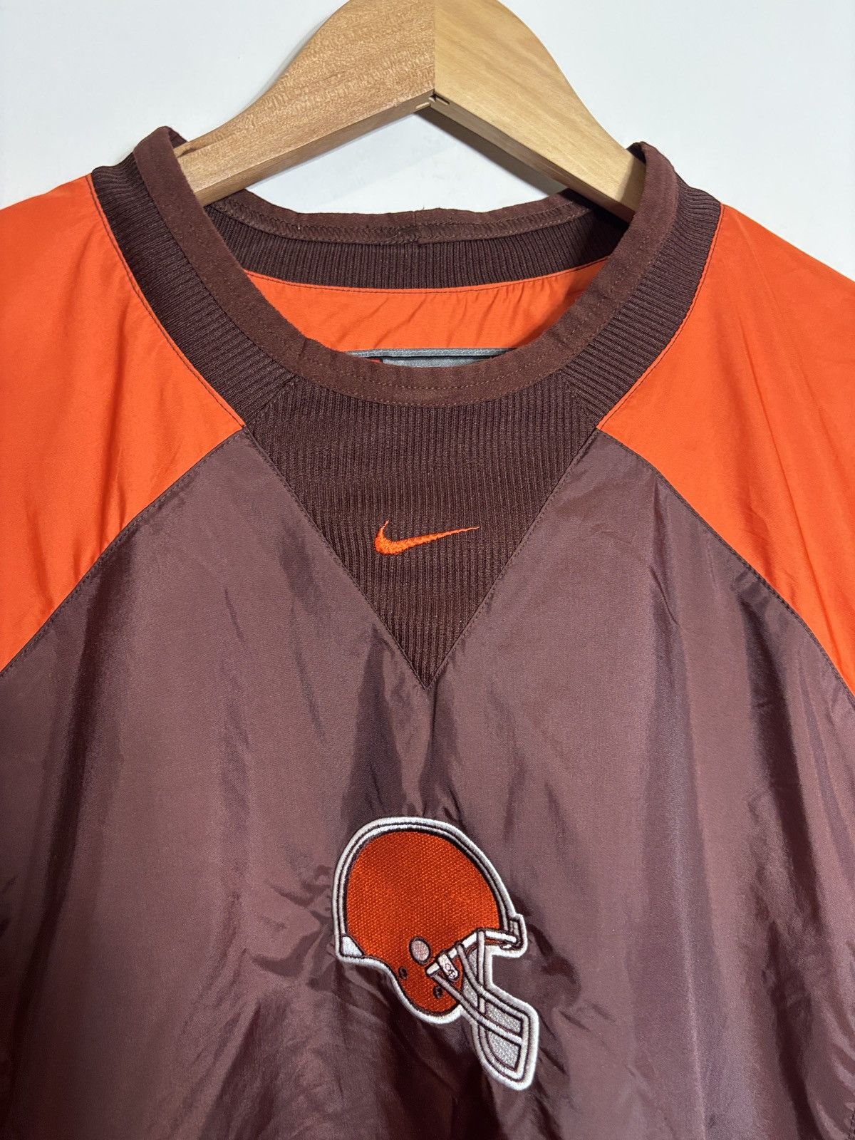 Nike Vtg Nike NFL Cleveland Browns Windbreaker 2XL Center Swoosh Size US XXL / EU 58 / 5 - 2 Thumbnail