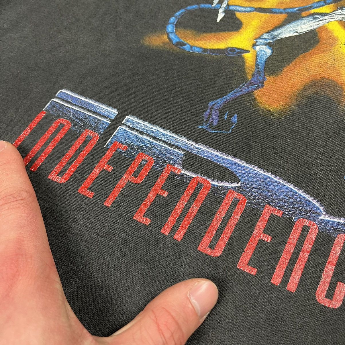 Vintage Vintage Independence Day promo movie tee 1996 Size US XL / EU 56 / 4 - 7 Thumbnail