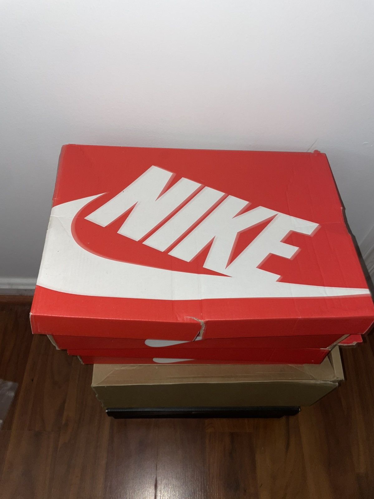 Jordan Brand NIKE DUNK HI RETRO UNIVERSITY GOLD/BLACK-WHITE OR UNIVERSITY Size US 9.5 / EU 42-43 - 8 Thumbnail