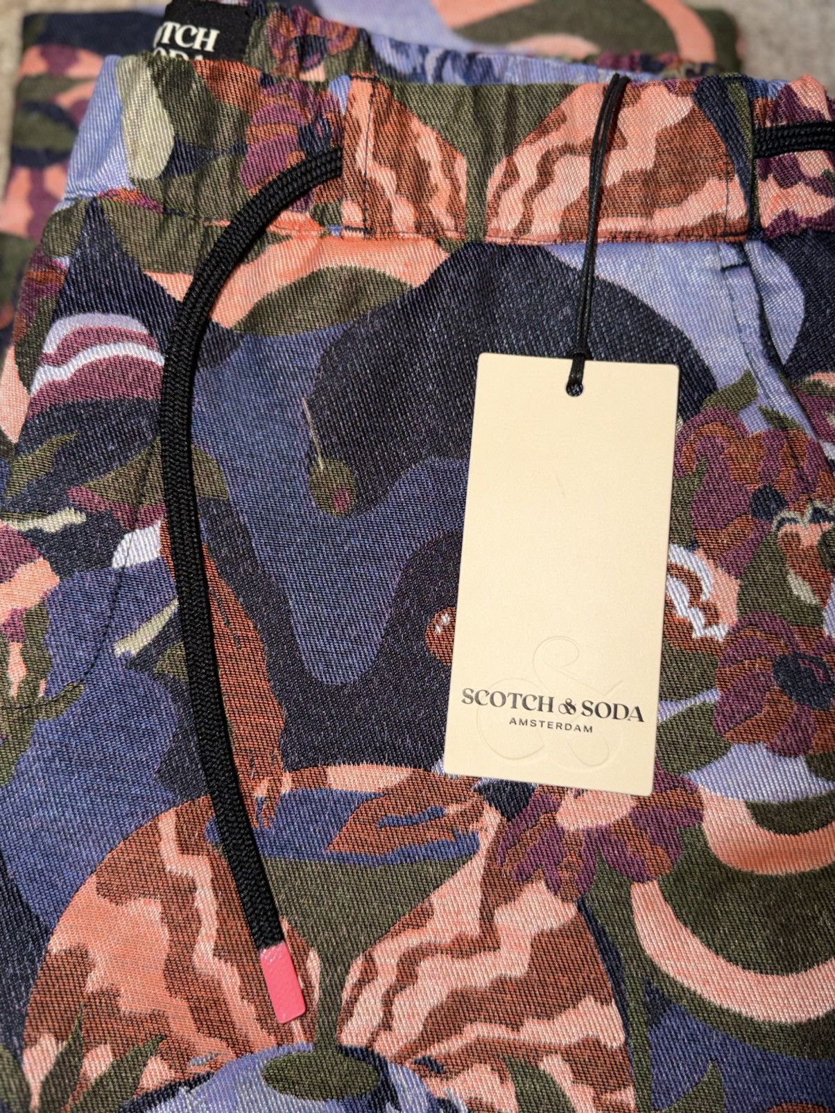 Scotch & Soda Scotch & Soda Amsterdam Abstract Floral Woven Joggers Size S Size US 30 / EU 46 - 3 Thumbnail