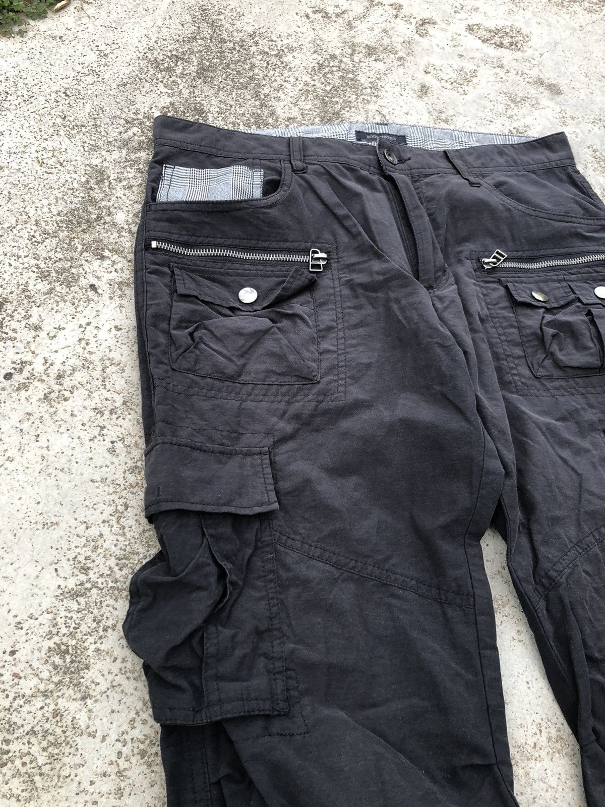 Seditionaries MULTIPOCKET ZIPPER THREE QUARTER PANT BY ROOT THREE Size US 32 / EU 48 - 2 Thumbnail