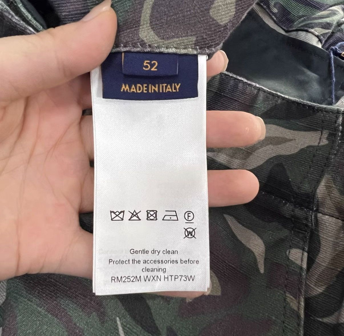 Louis Vuitton Louis Vuitton LV × Nigo 25 Model Pocket Cargo Pants J41 Size US 36 / EU 52 - 5 Thumbnail