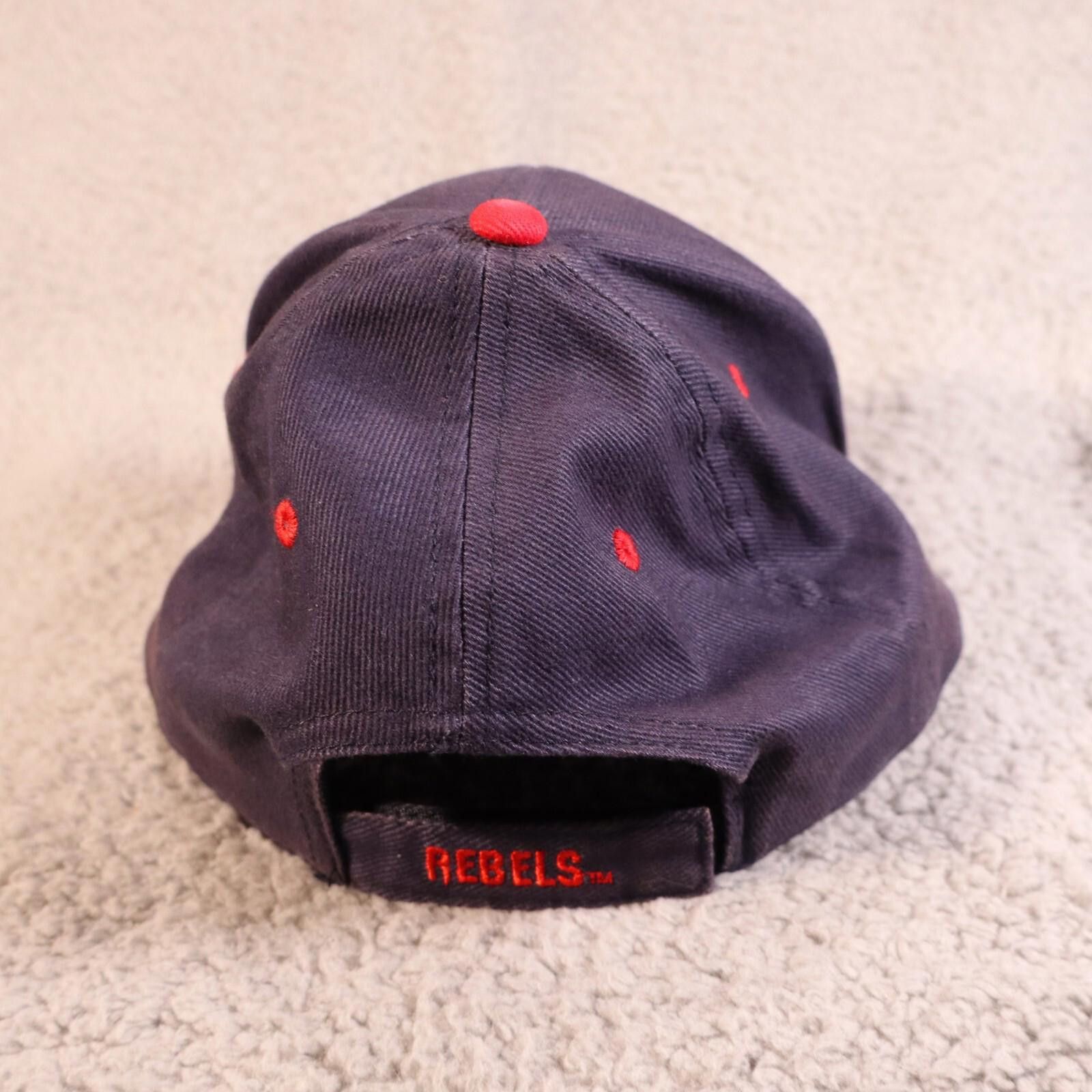 Nike Ole Miss Rebels Signatures Hat Dad Cap Strap Back Size ONE SIZE - 4 Thumbnail